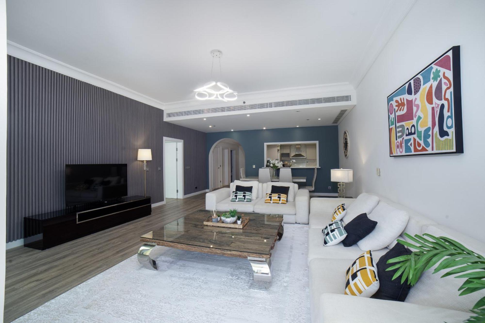 Lux Living On Palm Jumeirah With Pool & Access *