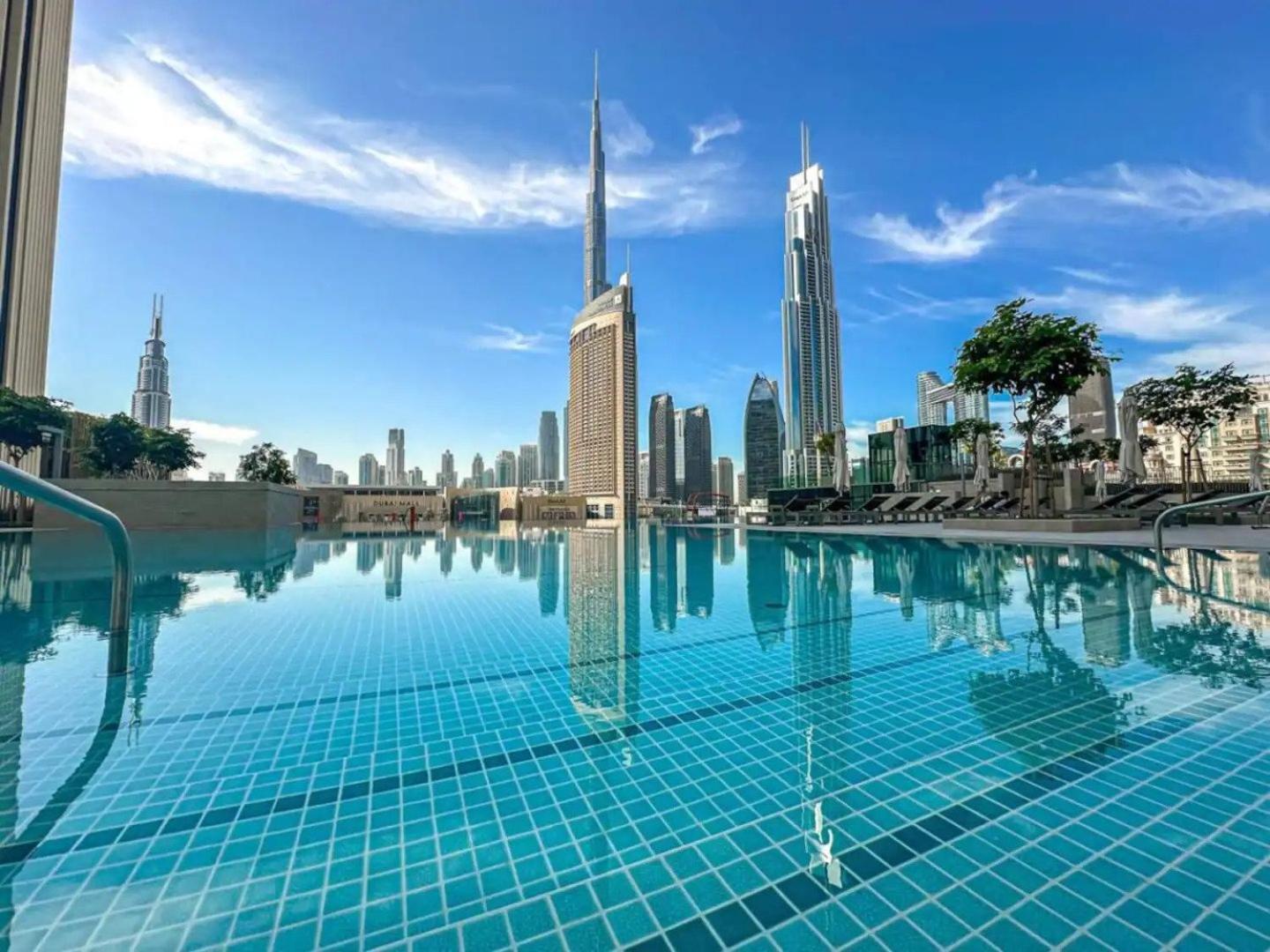Apartment Luxe | 2br | Burj Khalifa View | Mall Access Dubai