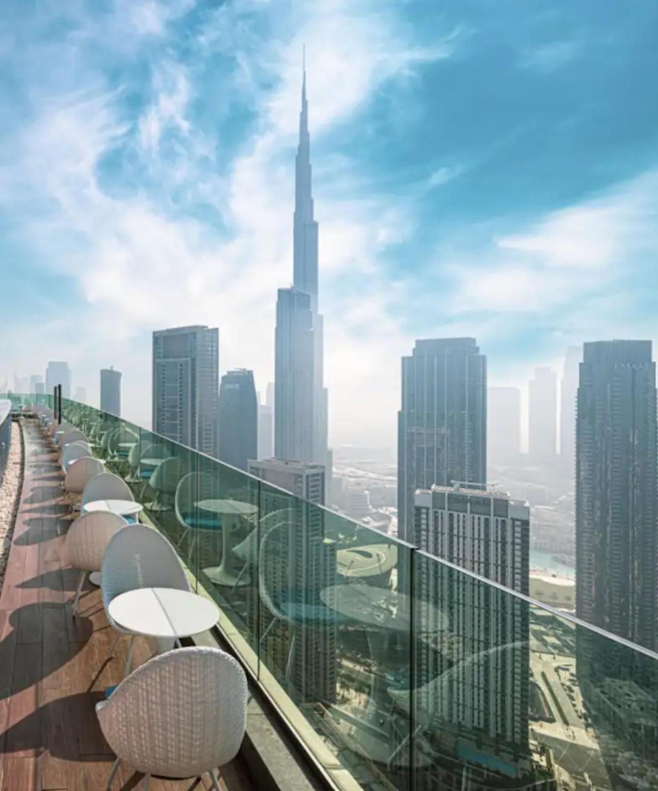 High Floor In 5 Star With Infinity Pool Burj View Gym Sauna Apartment