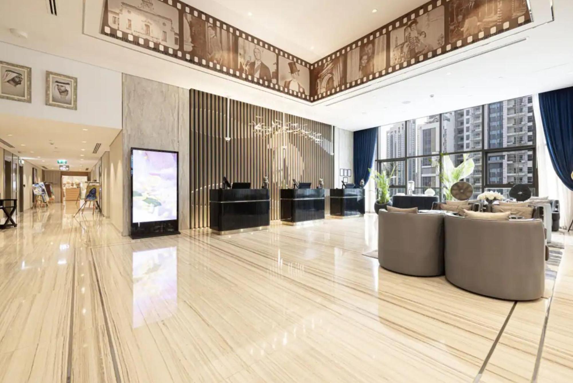 High Floor In 5 Star With Infinity Pool Burj View Gym Sauna * Dubai