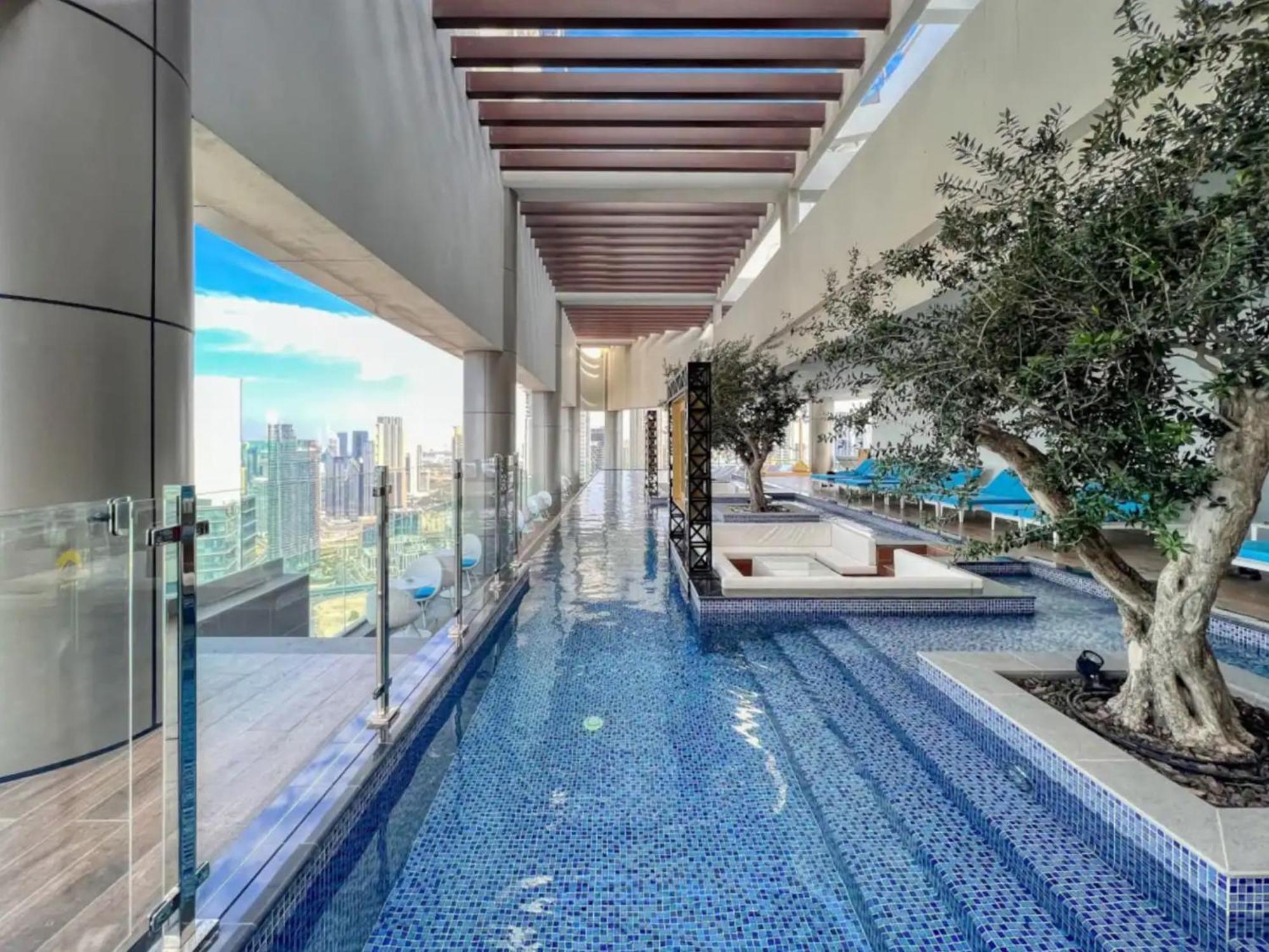 High Floor In 5 Star With Infinity Pool Burj View Gym Sauna