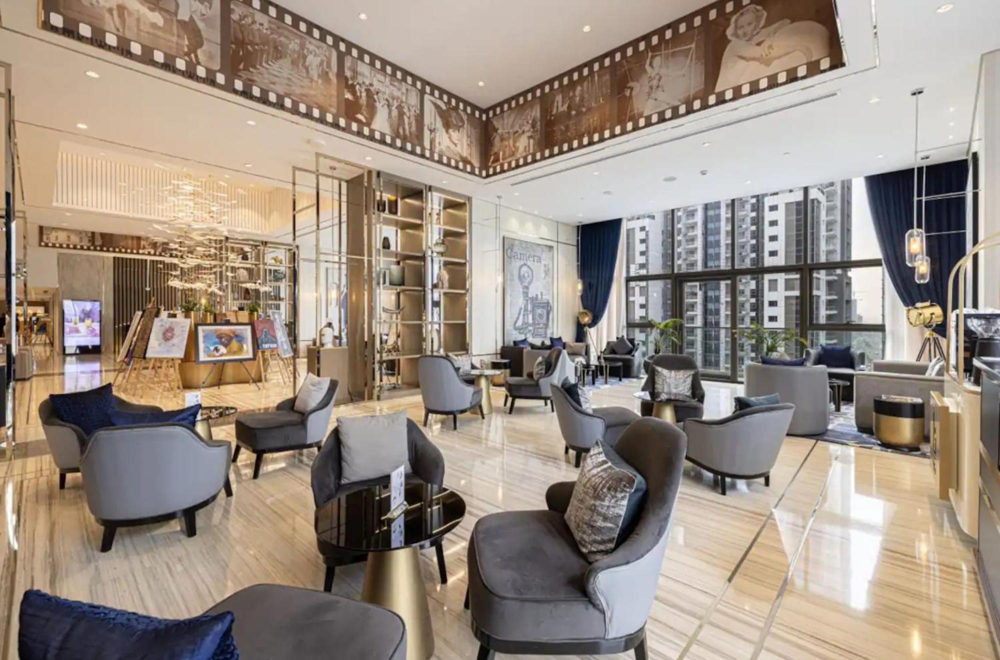 Apartment High Floor In 5 Star With Infinity Pool Burj View Gym Sauna