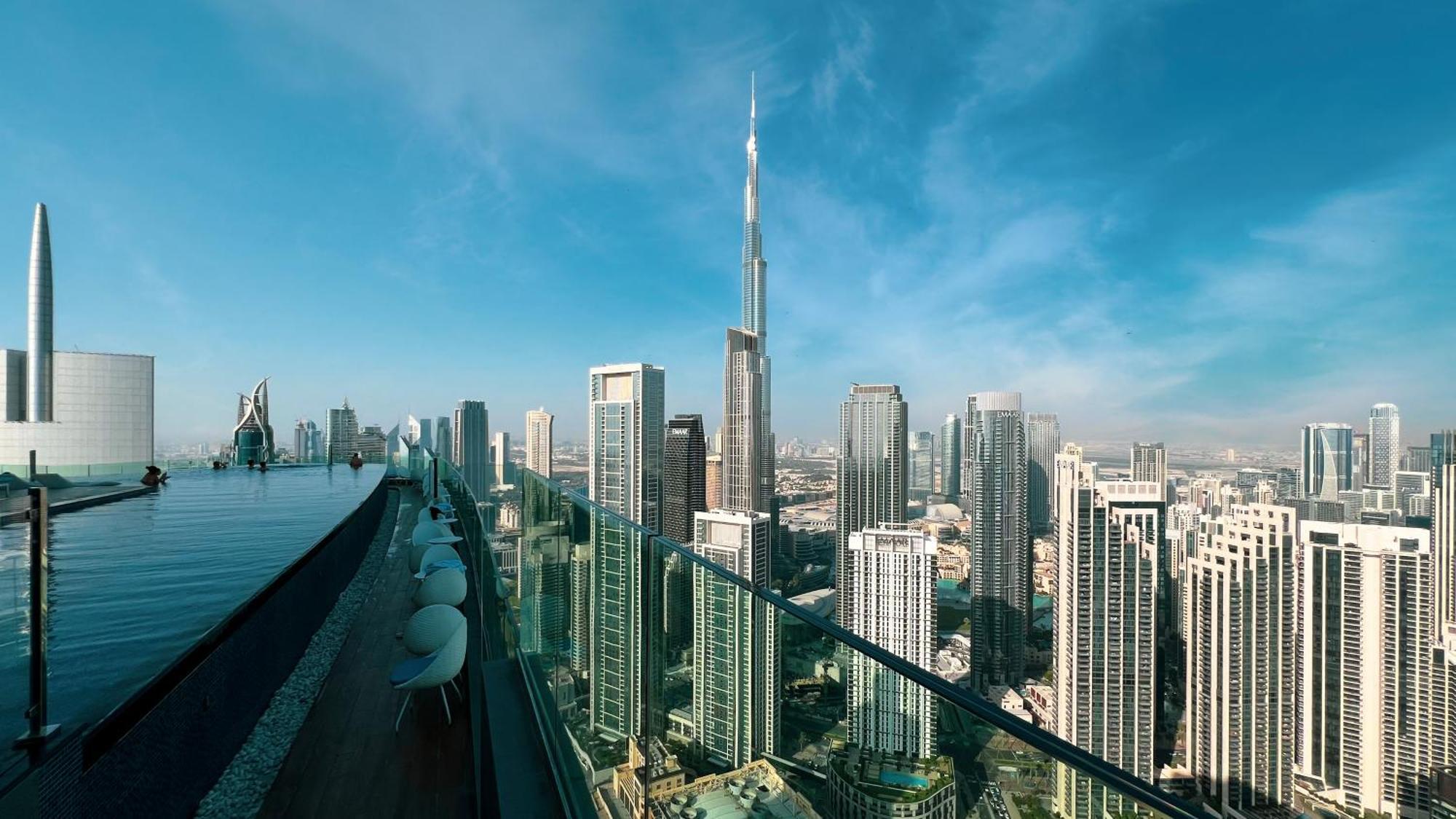 High Floor In 5 Star With Infinity Pool Burj View Gym Sauna Apartment *