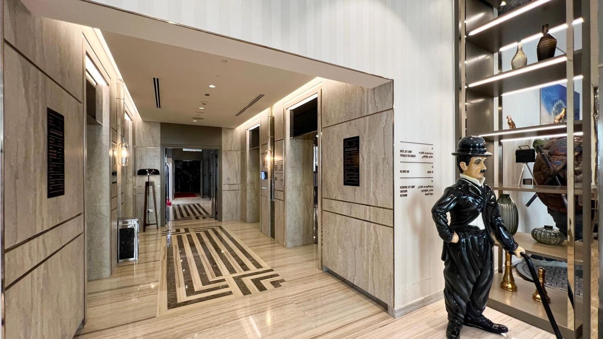 High Floor In 5 Star With Infinity Pool Burj View Gym Sauna Dubai