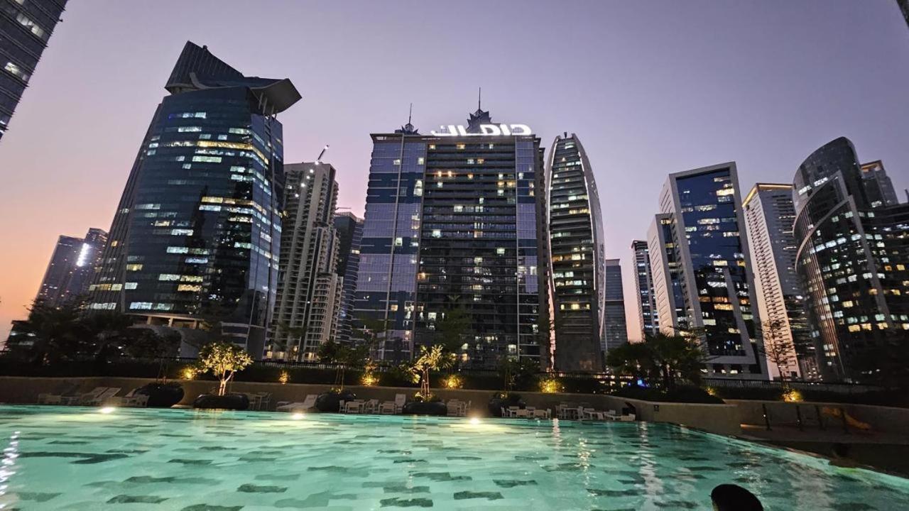 Homes Beyond L 1br Close To Business Bay Metro * Dubai