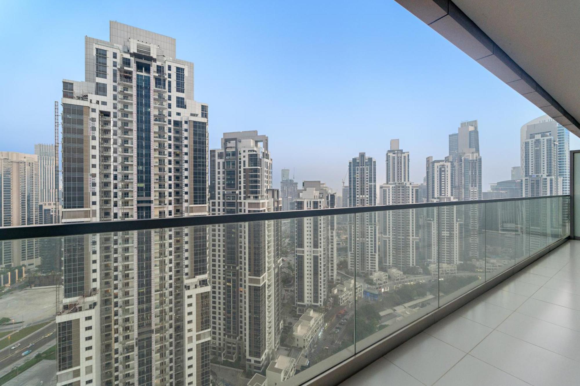 First Class 2br Modern Luxury At Paramount Apartment Dubai