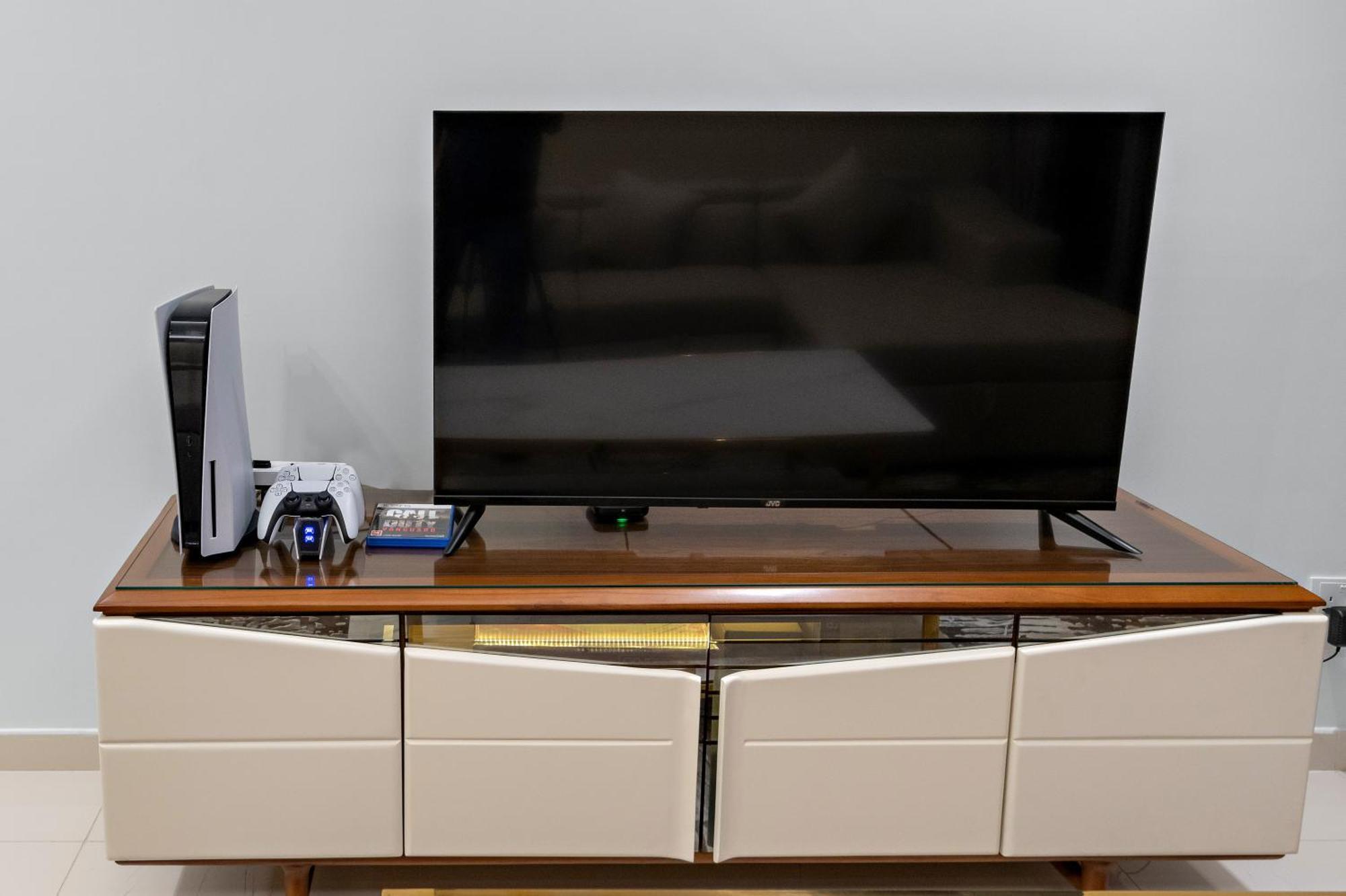 First Class 2br Modern Luxury At Paramount *