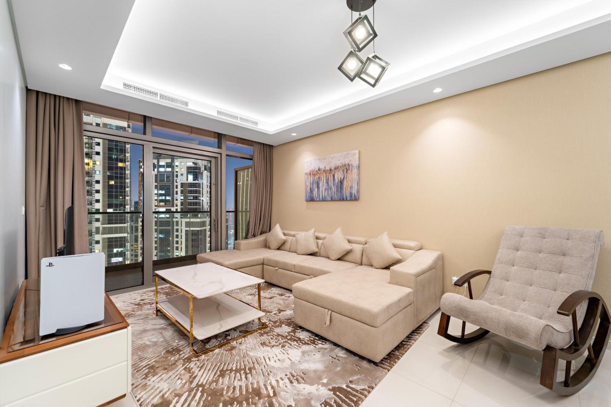 First Class 2br Modern Luxury At Paramount Dubai