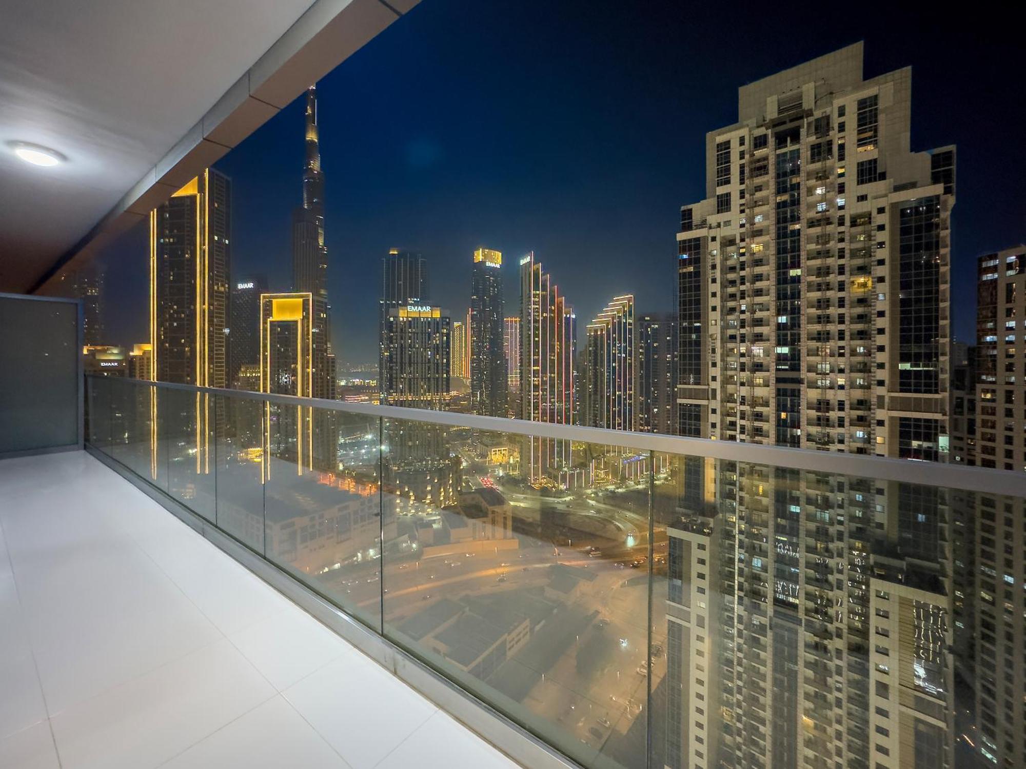 First Class 2br Modern Luxury At Paramount Apartment Dubai