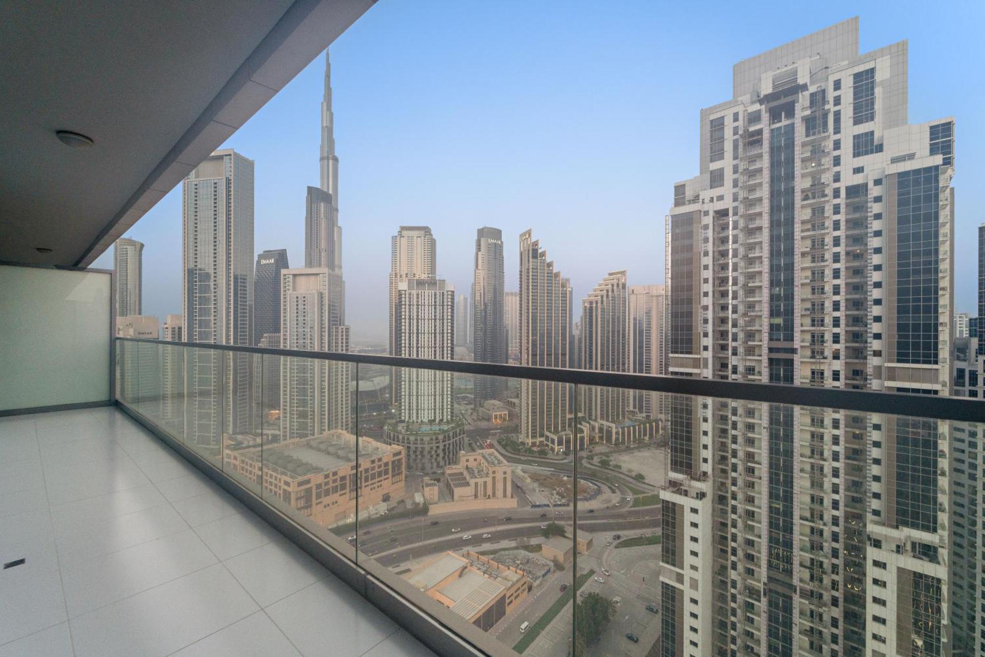 First Class 2br Modern Luxury At Paramount * Dubai