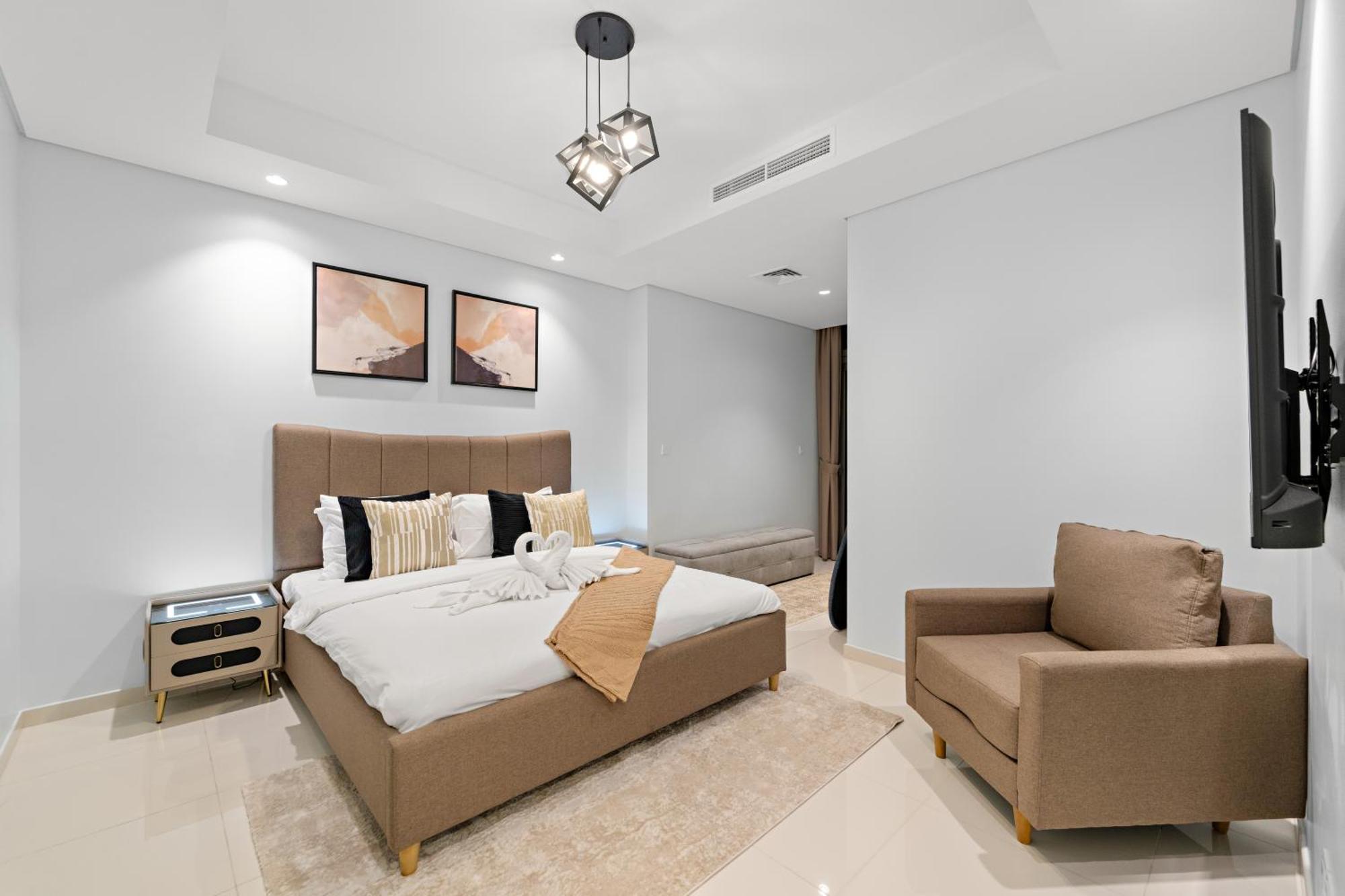 First Class 2br Modern Luxury At Paramount