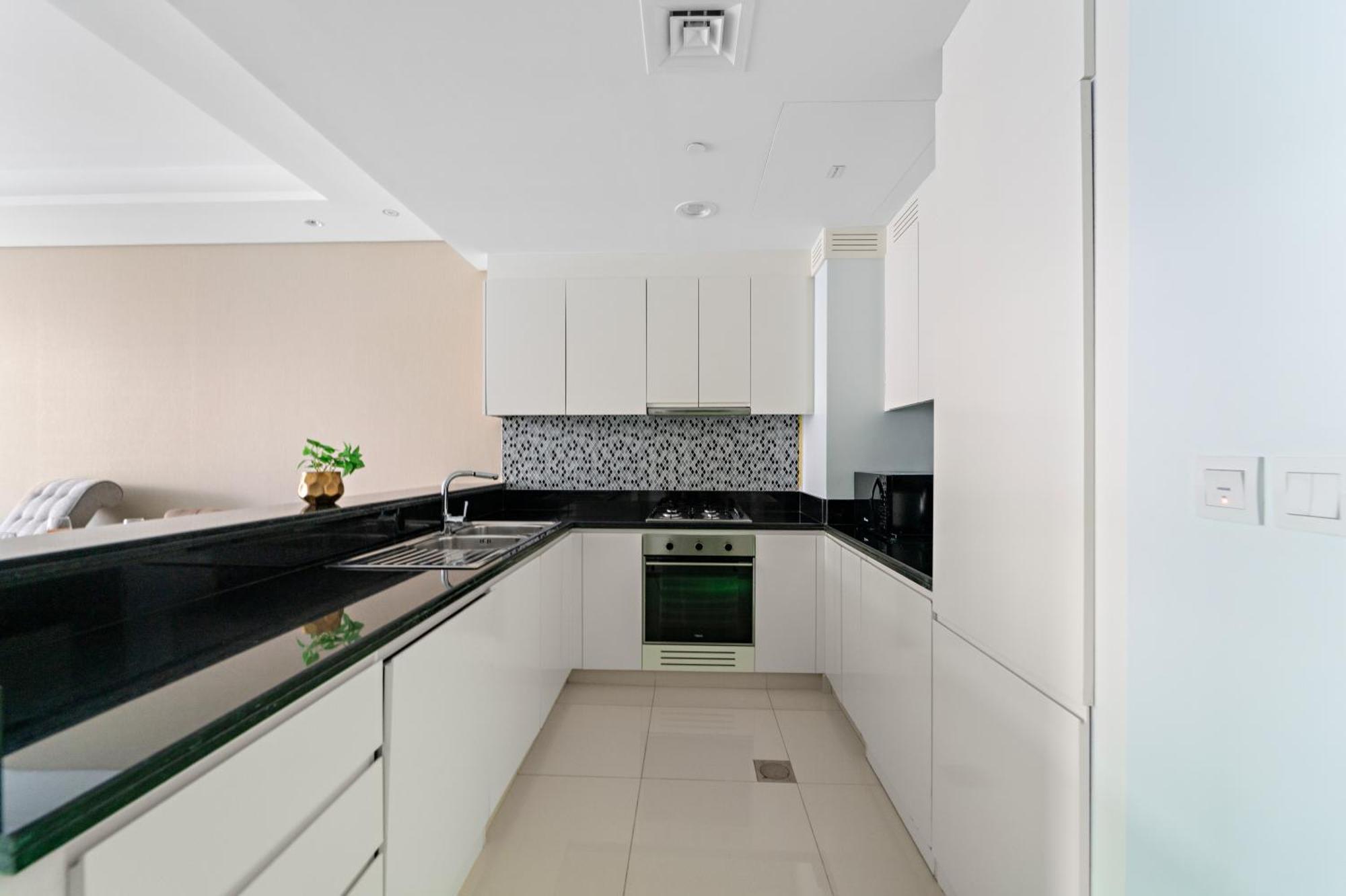 First Class 2br Modern Luxury At Paramount Apartment