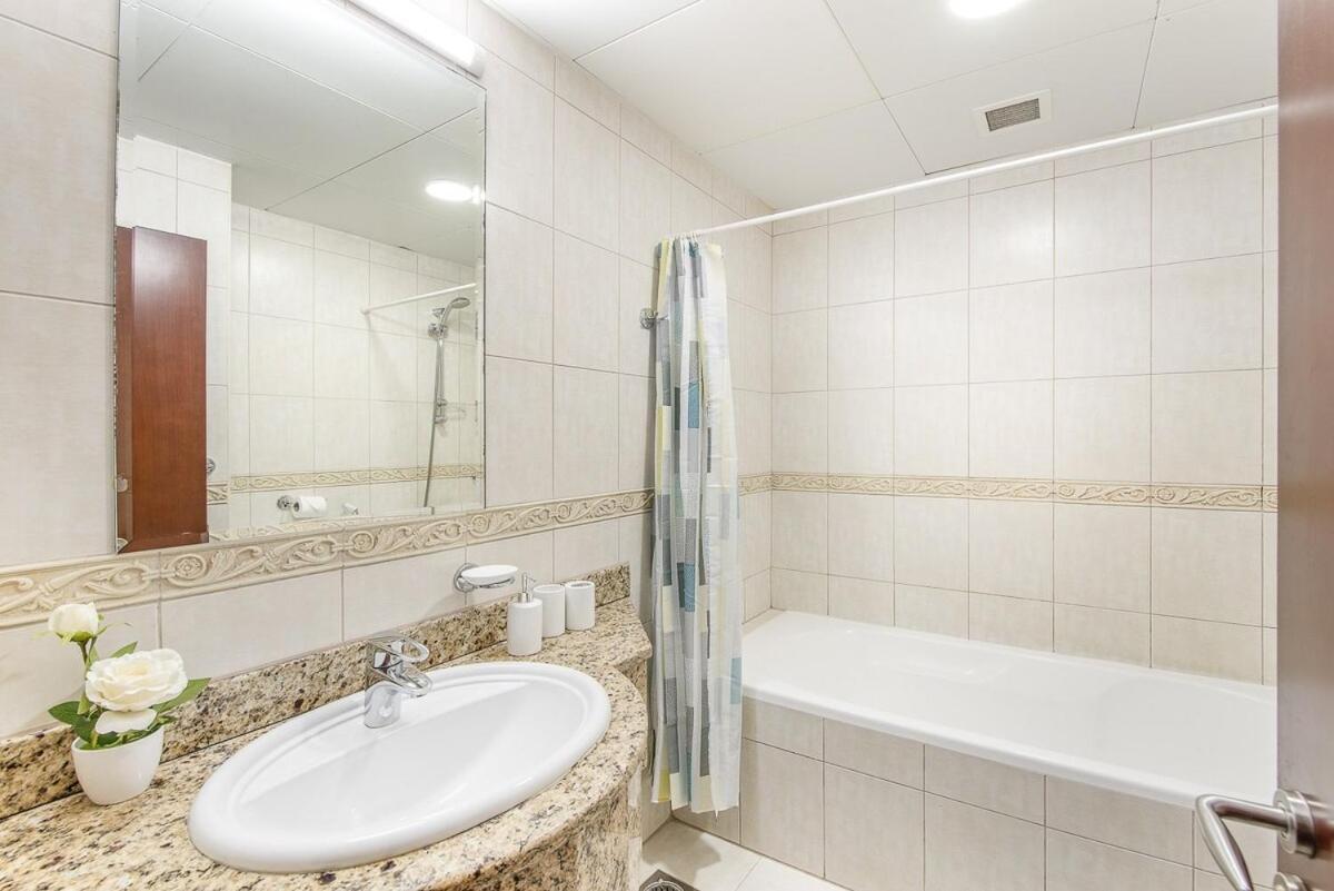 Spectacular 2-bedroom At Princess Tower In Marina! Holiday home Dubai