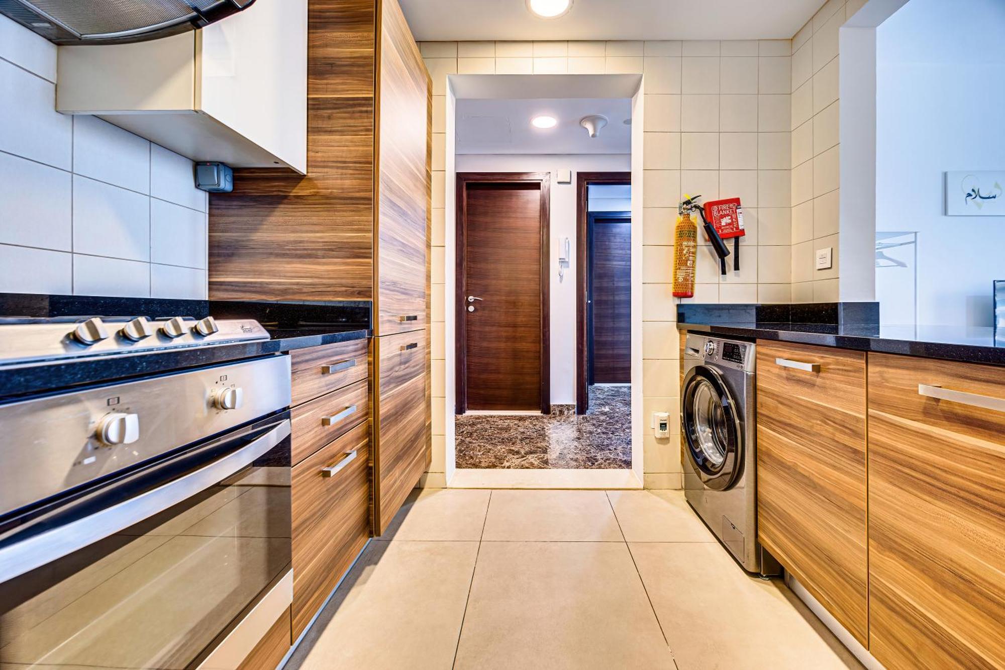 Apartment 5 Star Sparkle Tower By Swarovski, Marina