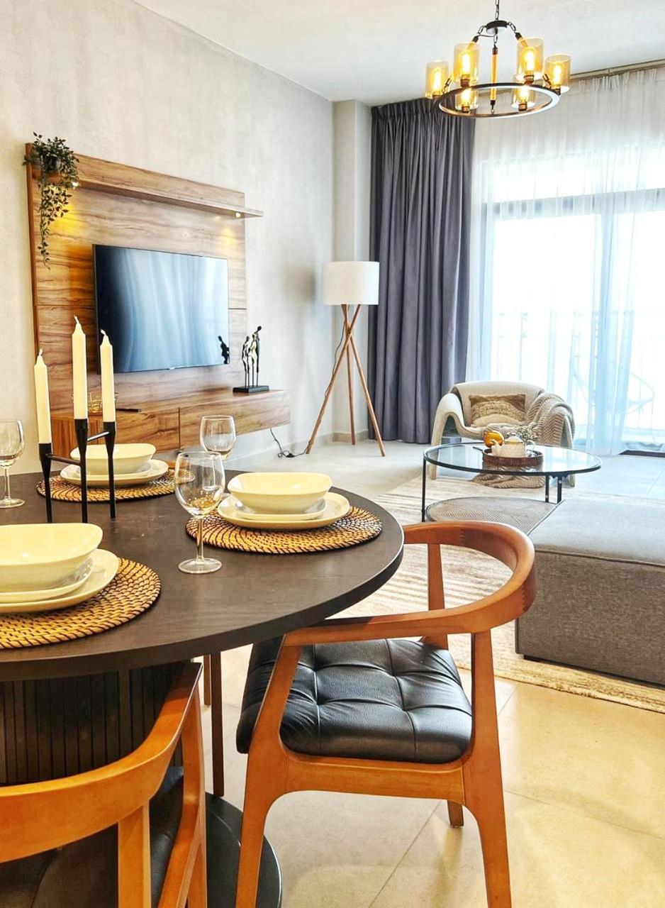 White Sage - Bright And Spacious 1br In Mjl