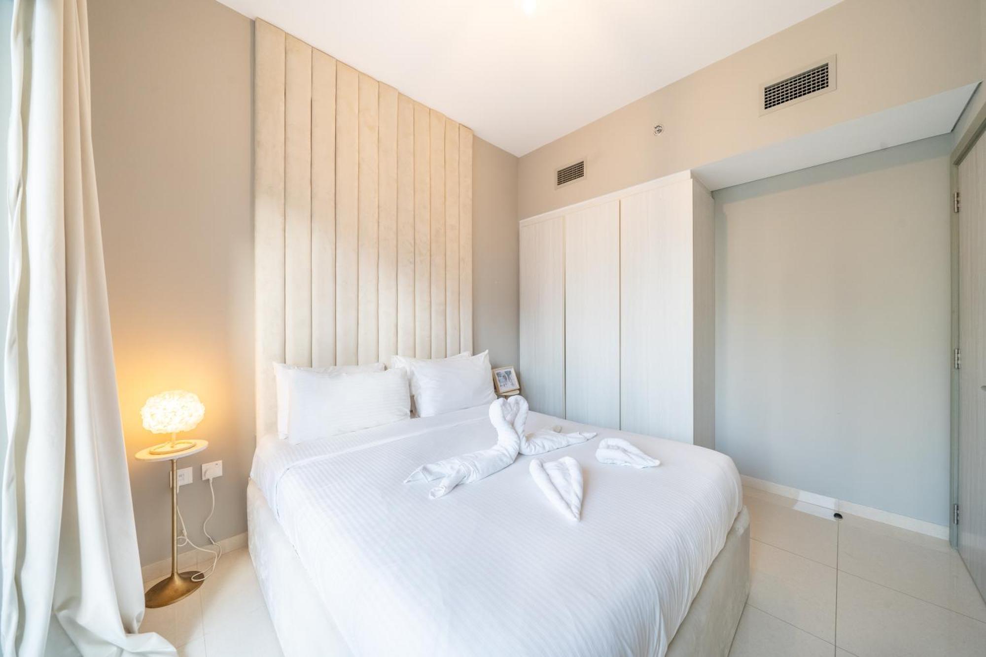 Apartment Homes Beyond L 1br Close To Business Bay Metro