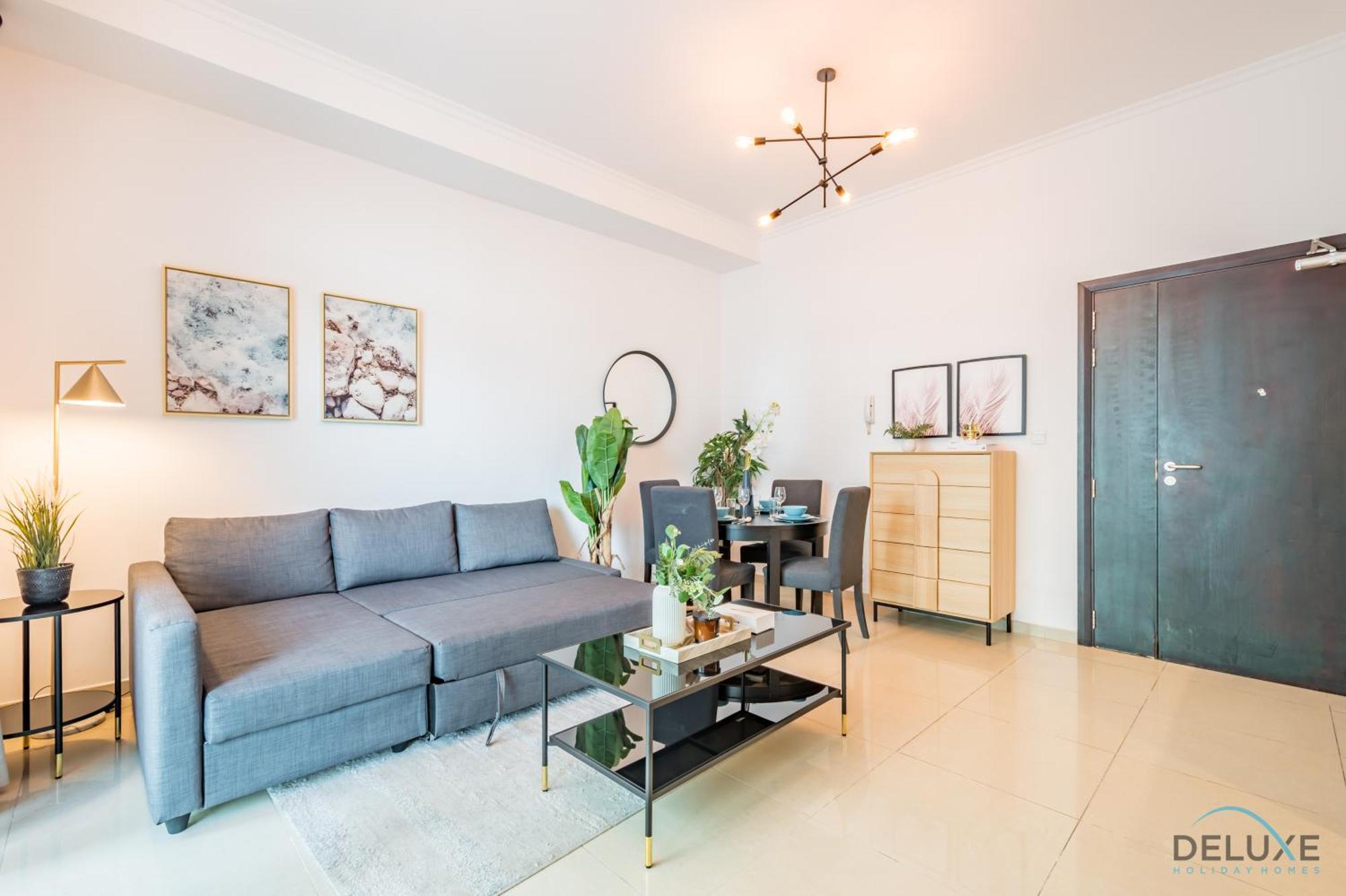 Apartment Captivating 1br At Dec Towers Marina By Deluxe Homes Dubai
