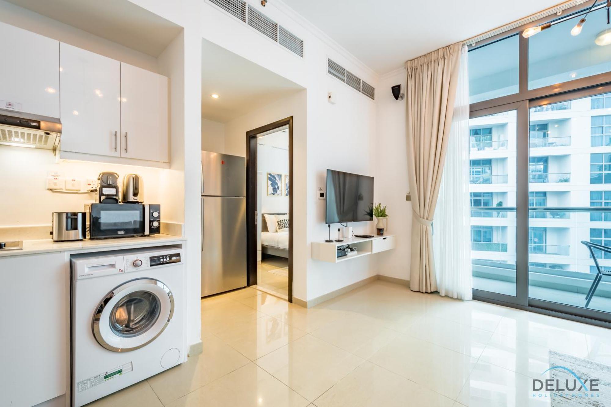 Captivating 1br At Dec Towers Marina By Deluxe Homes Dubai