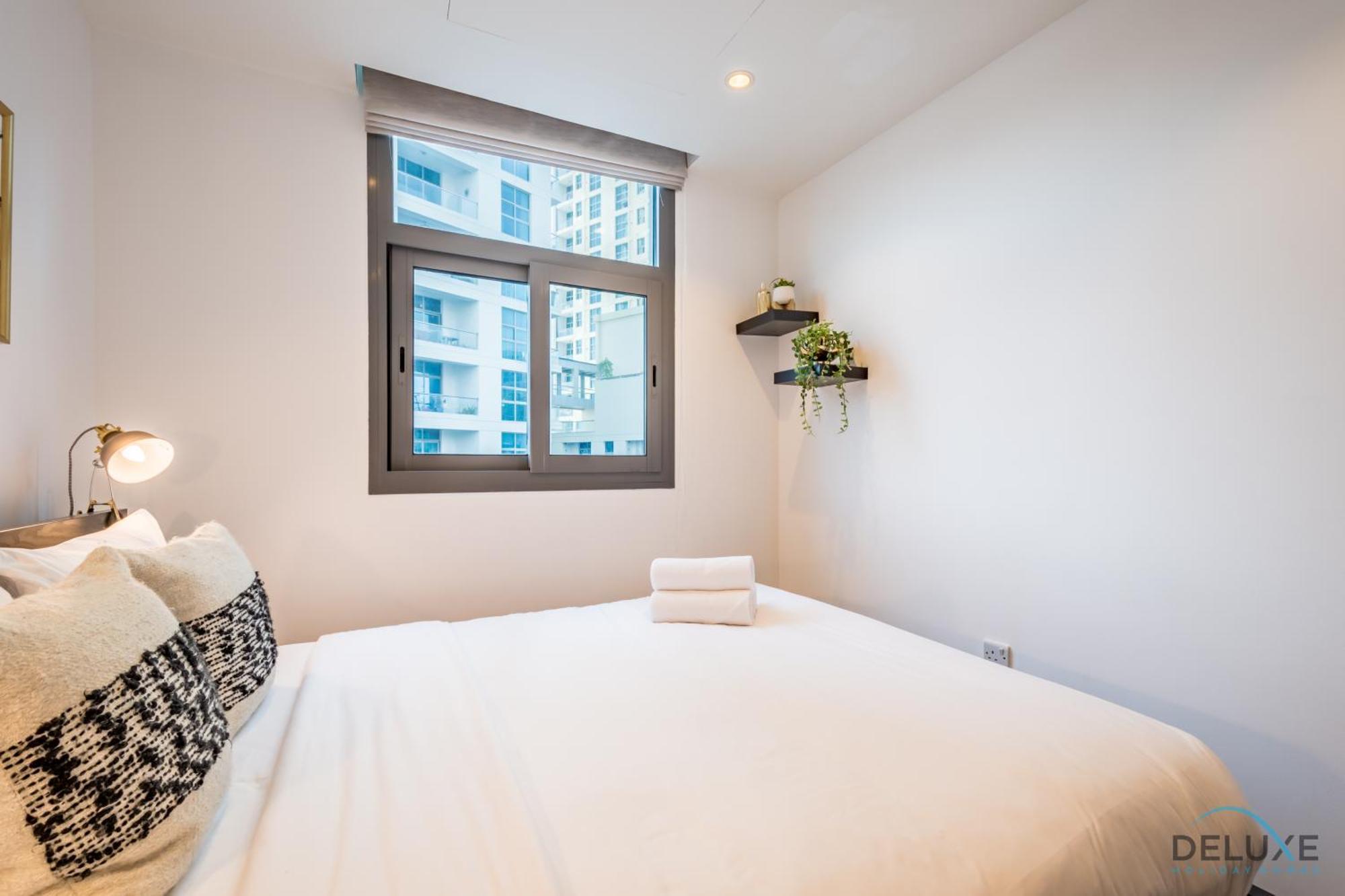 Captivating 1br At Dec Towers Marina By Deluxe Homes * Dubai