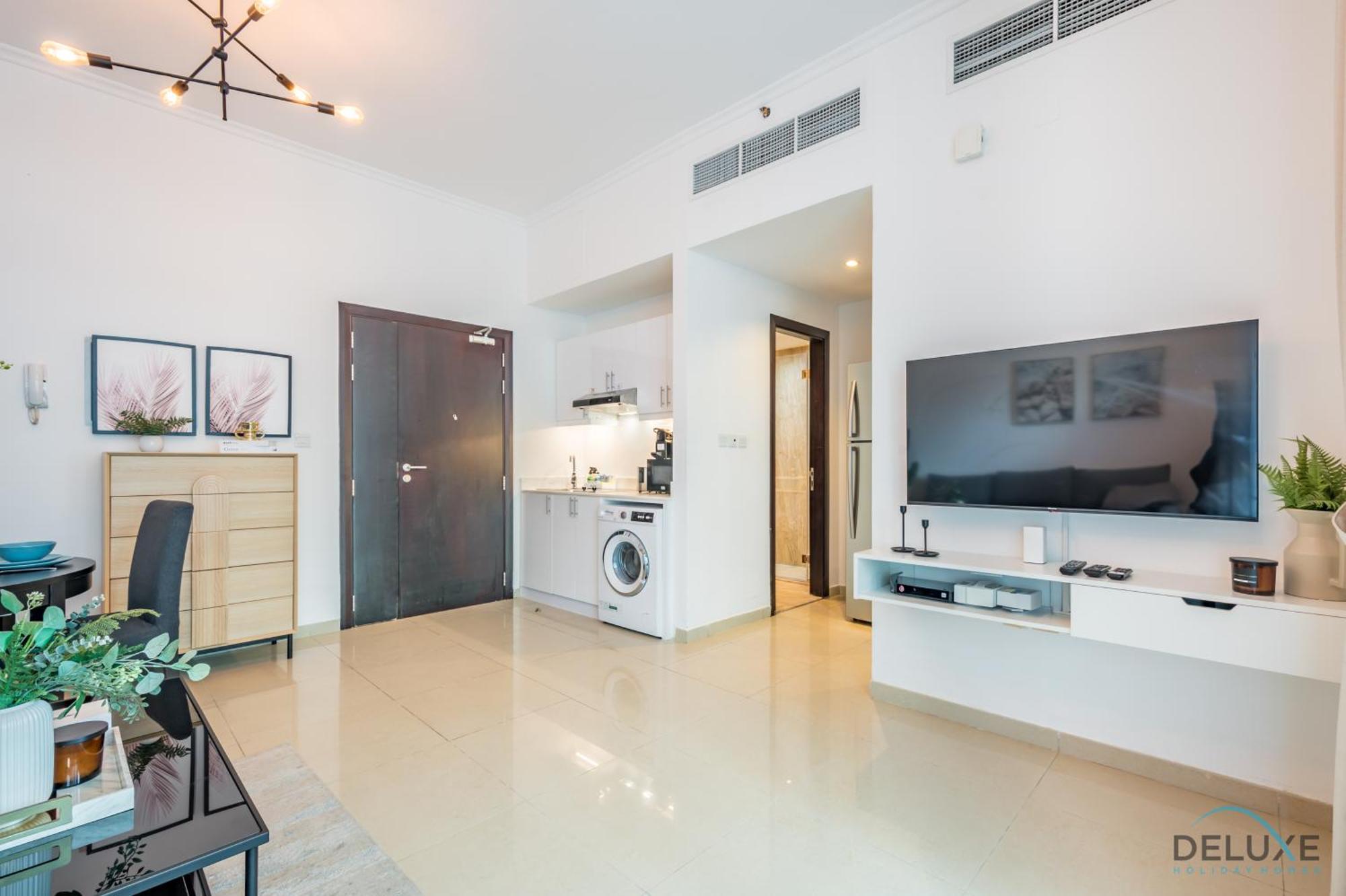 Apartment Captivating 1br At Dec Towers Marina By Deluxe Homes *