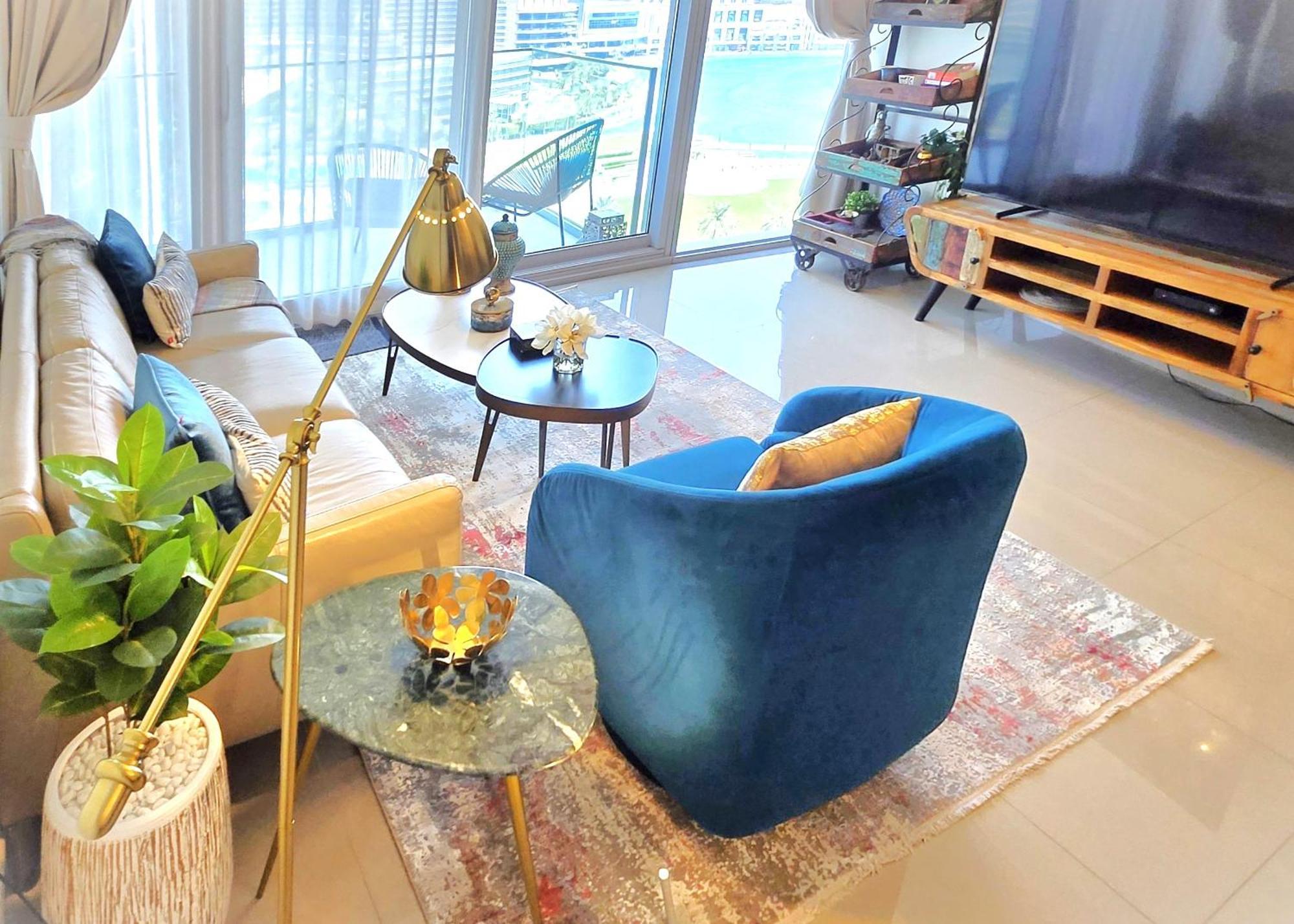 Spectacular Views Of Burj & Fountain - 2 Br Apartment