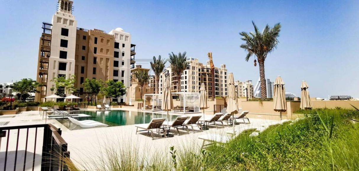 White Sage - Bright And Spacious 1br In Mjl Apartment Dubai