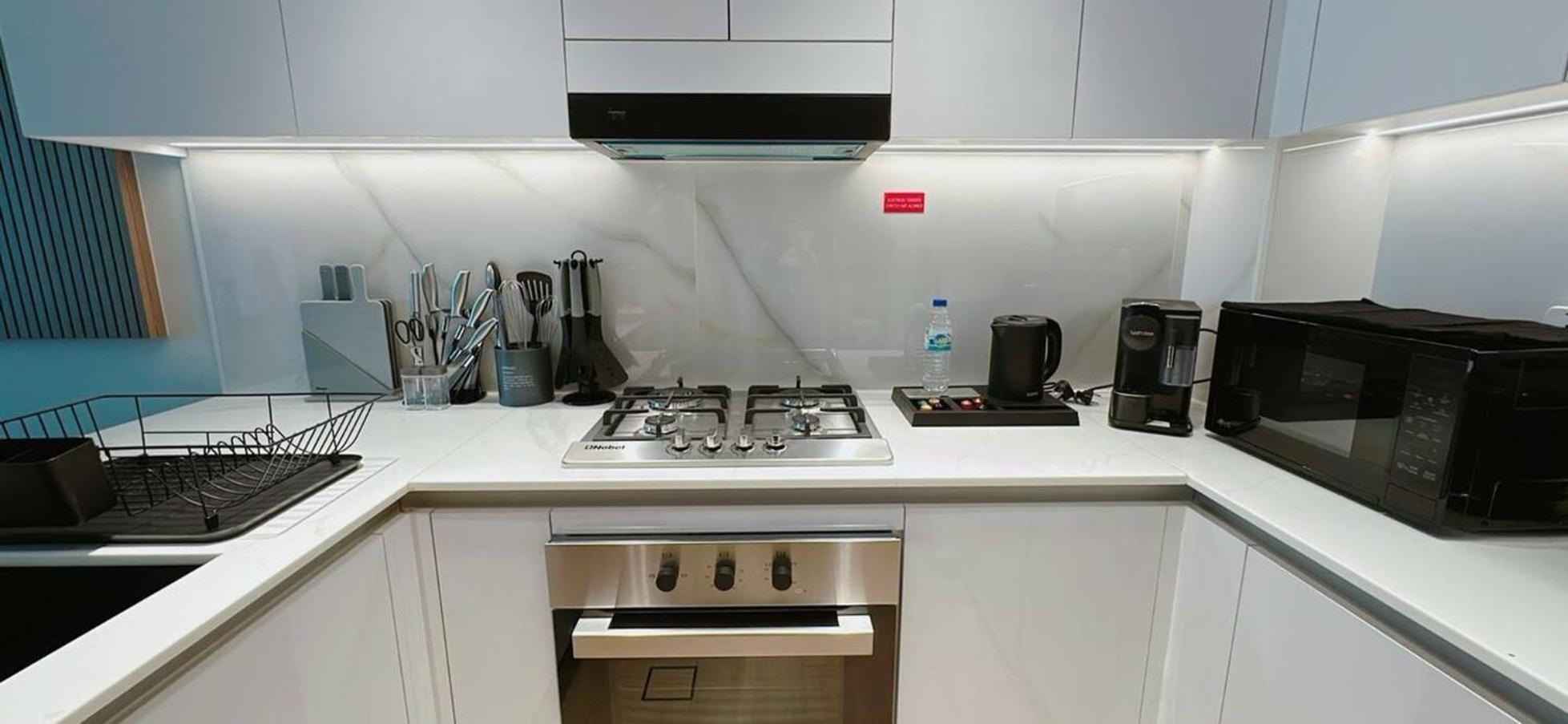 Premium 1br Fully Furnished With Balcony Apartment Dubai