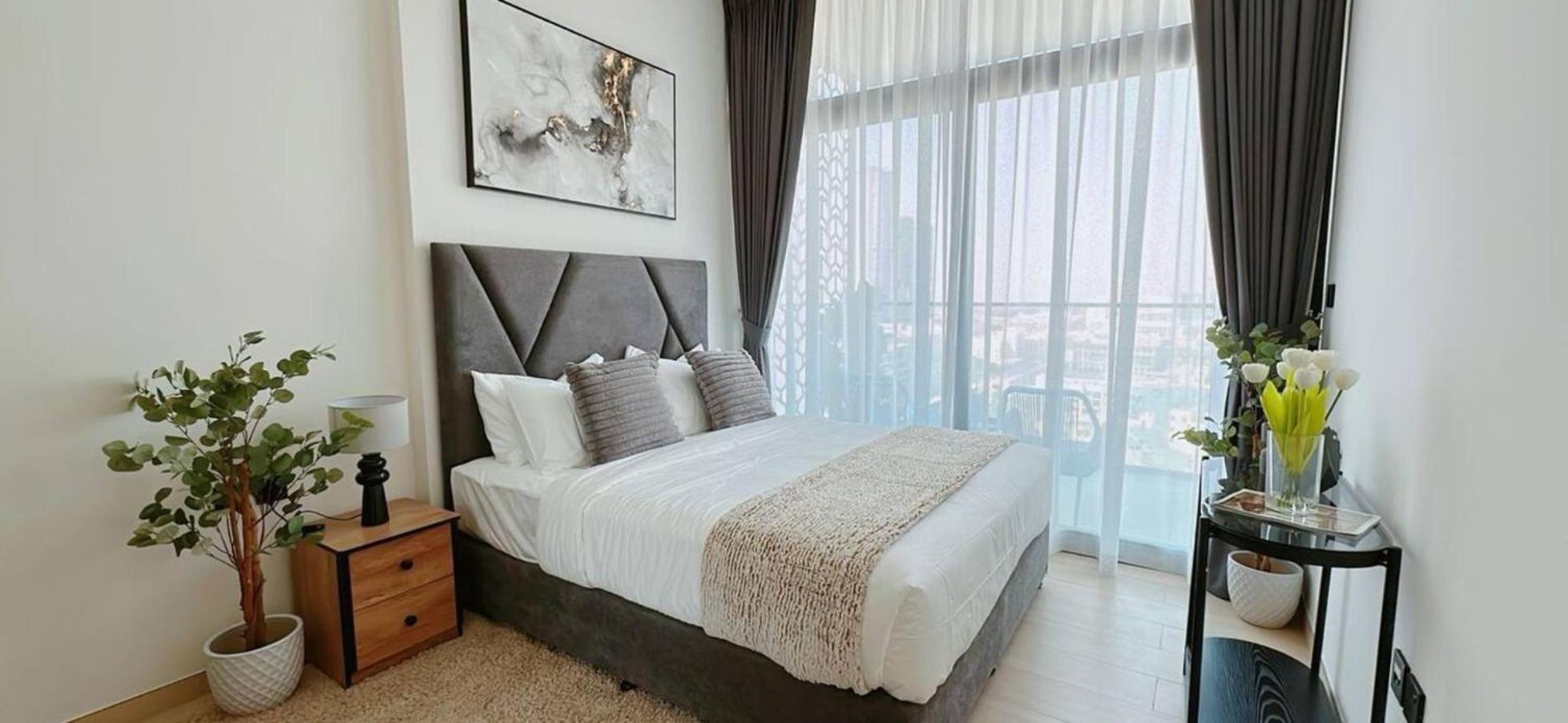 Apartment Premium 1br Fully Furnished With Balcony