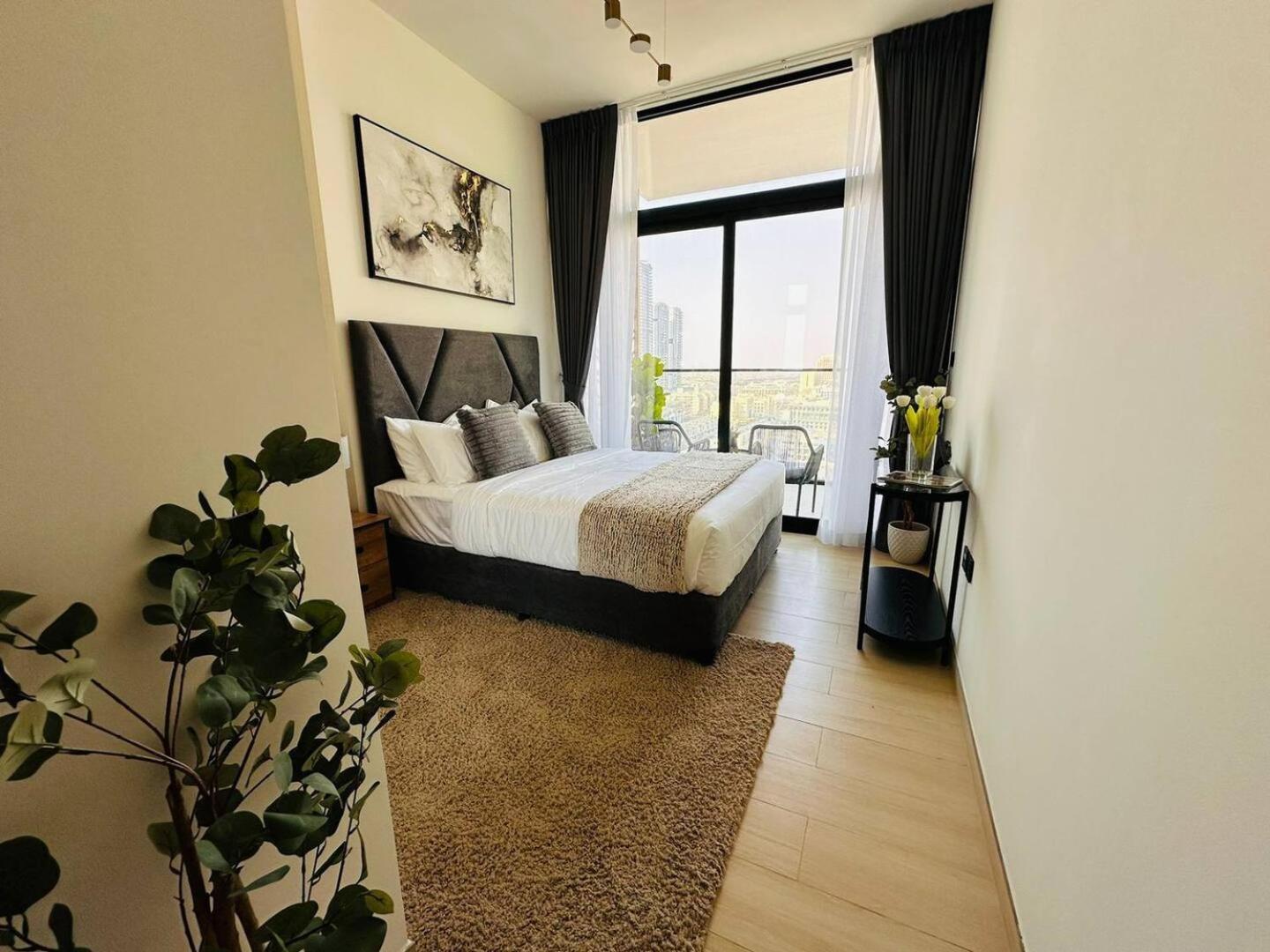 Premium 1br Fully Furnished With Balcony Apartment