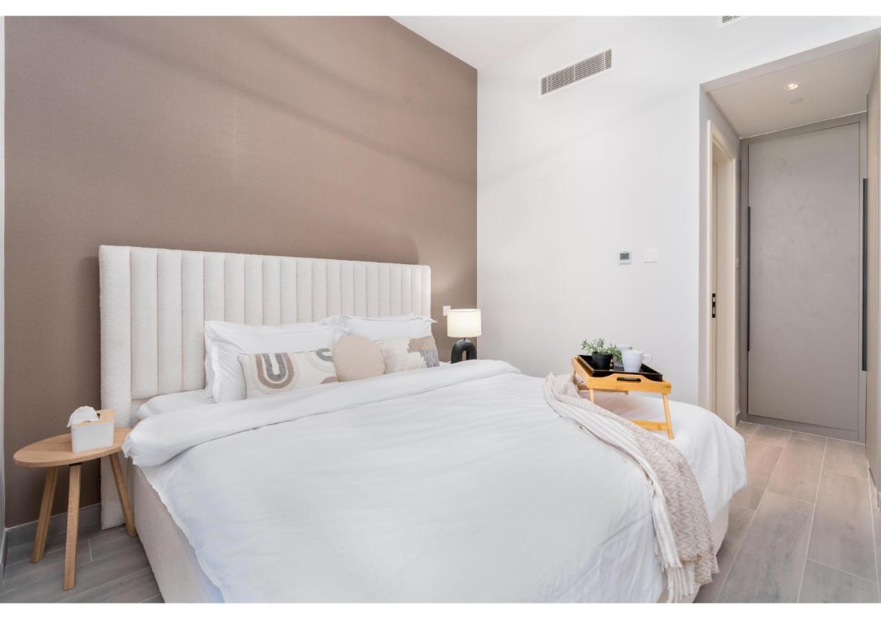 Trendy 1br With Balcony In Noor 2 By Vibel Apartment