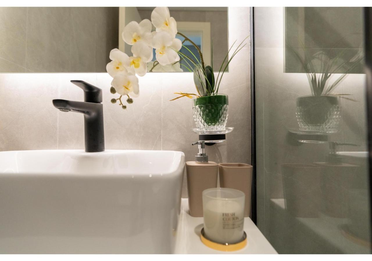Apartment Trendy 1br With Balcony In Noor 2 By Vibel Dubai