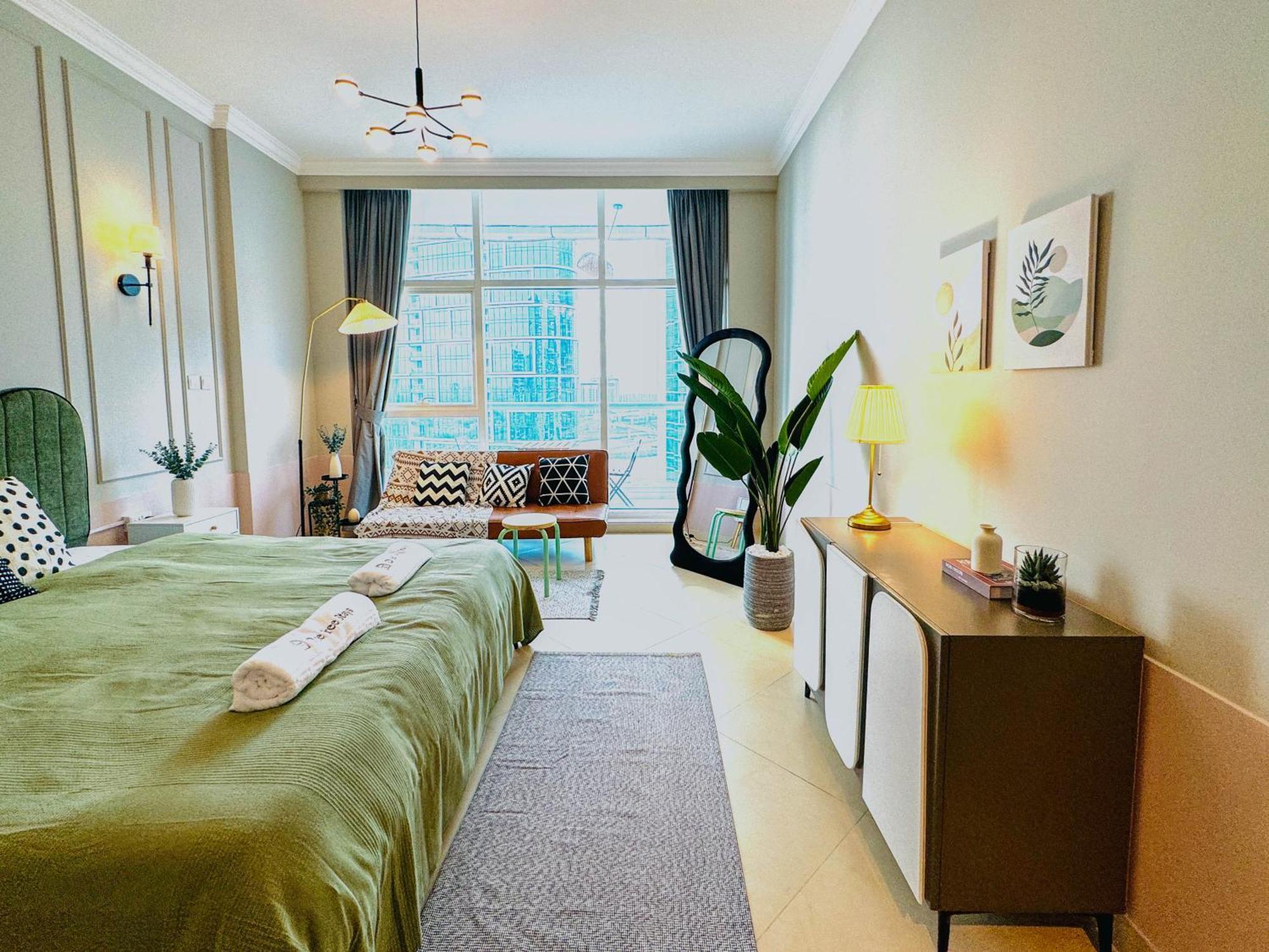 Apartment Luxury 3bhk Jbr By One Tree
