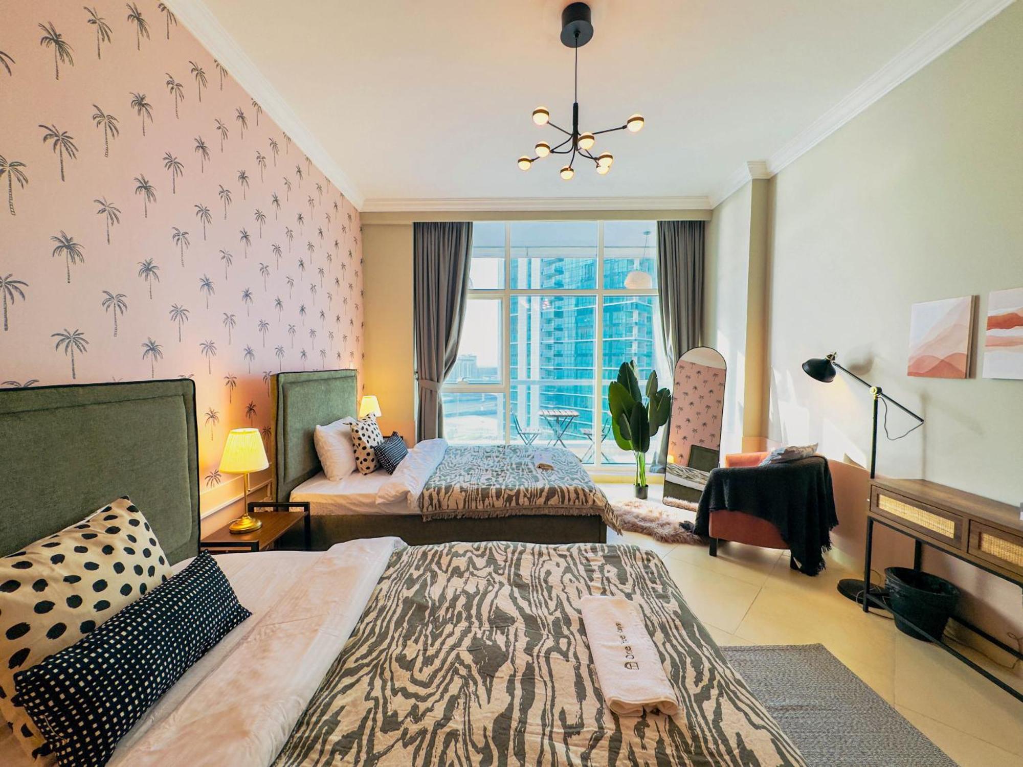 Luxury 3bhk Jbr By One Tree