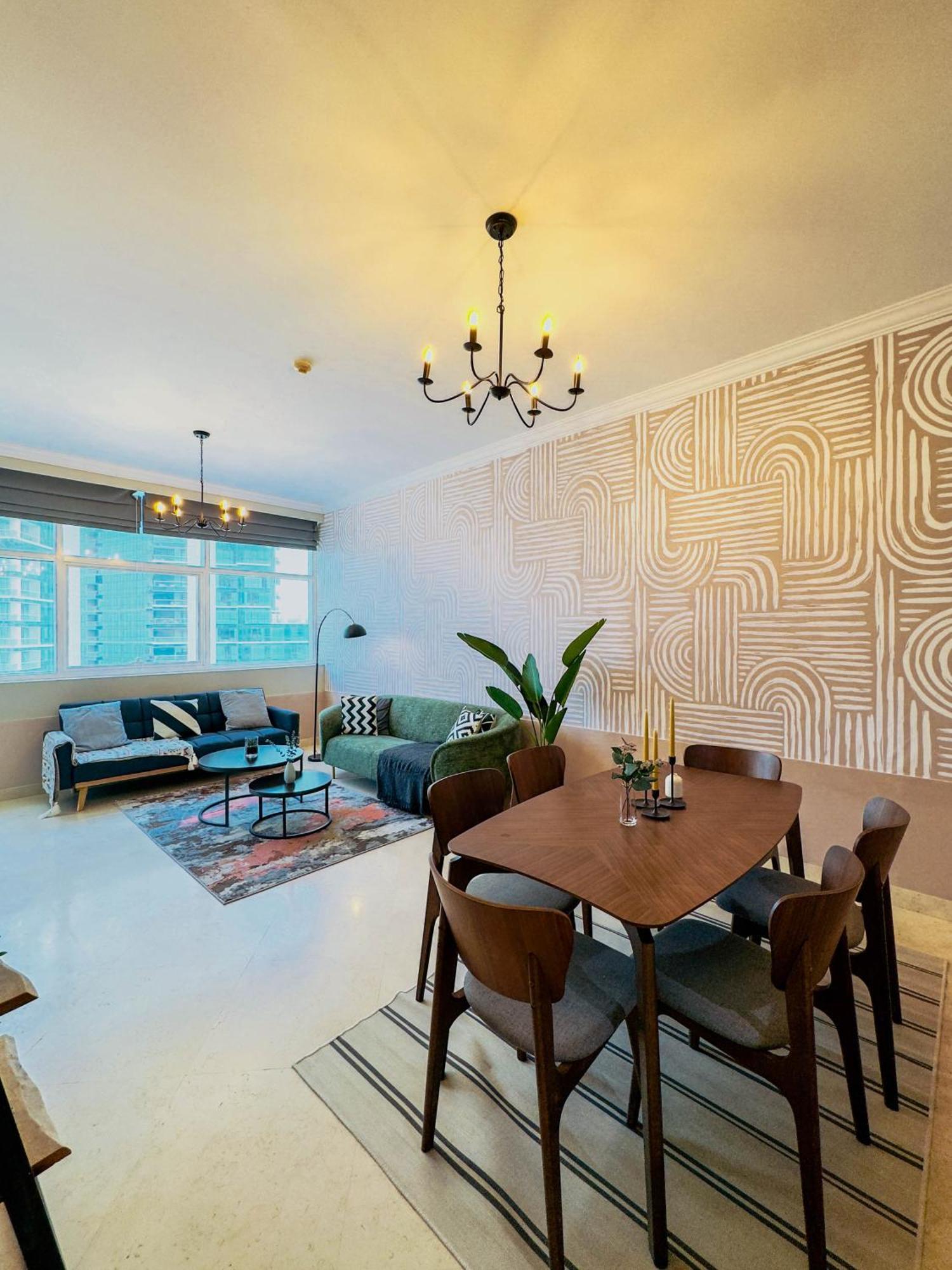 Luxury 3bhk Jbr By One Tree *