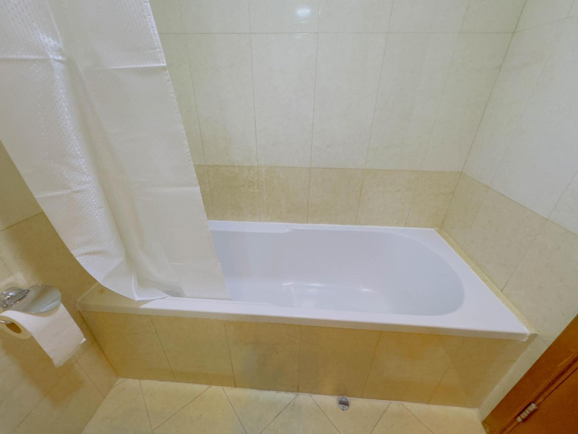 Luxury 3bhk Jbr By One Tree Apartment