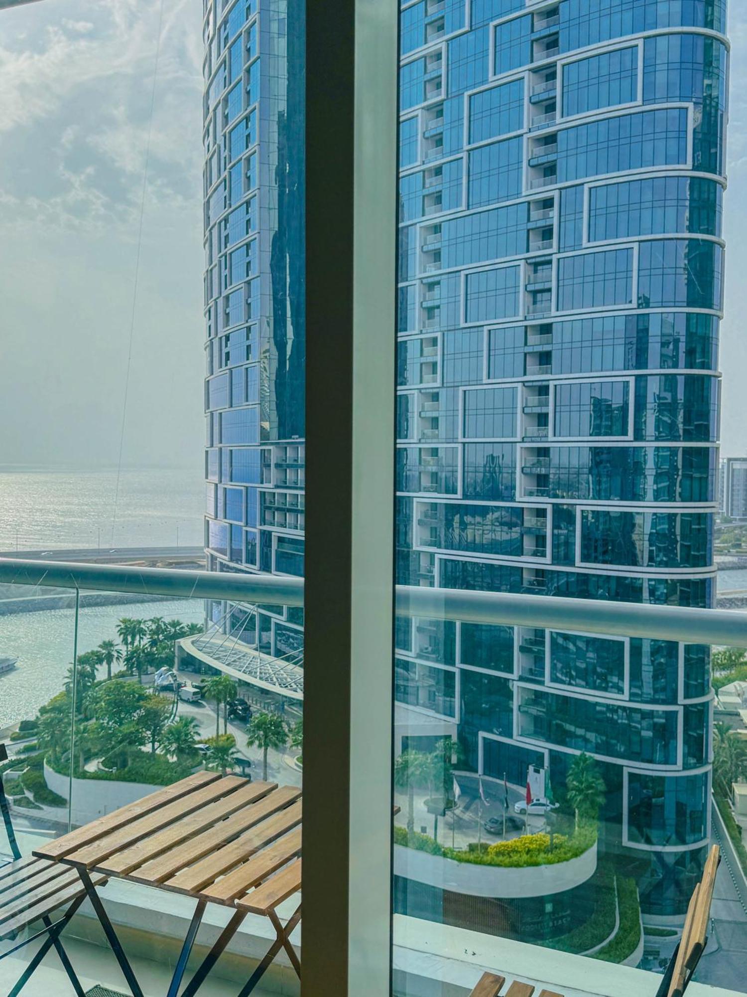 Apartment Luxury 3bhk Jbr By One Tree Dubai