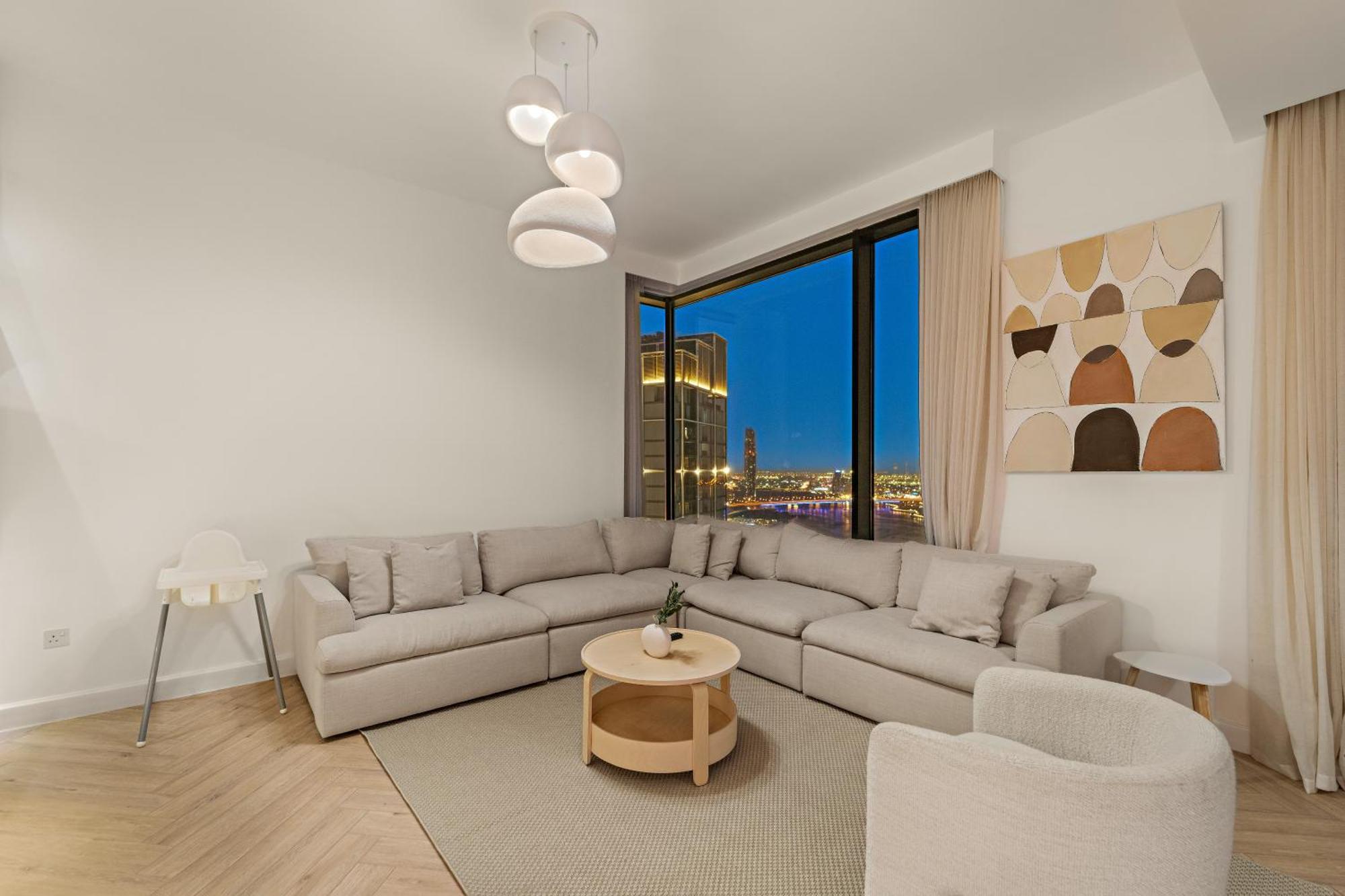 Cozy 4br With Panoramic Creek Views Apartment