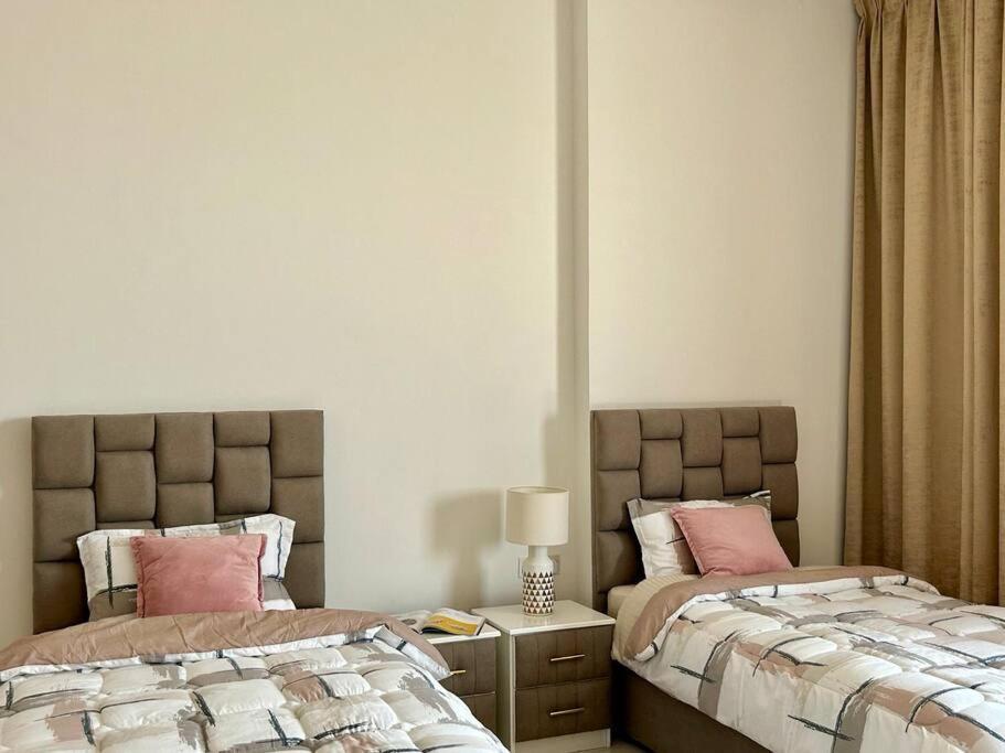 2 Bedroom With Maid Exclusive Burj Khalifa View * Dubai