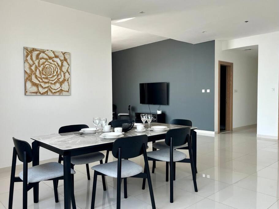 Apartment 2 Bedroom With Maid Exclusive Burj Khalifa View