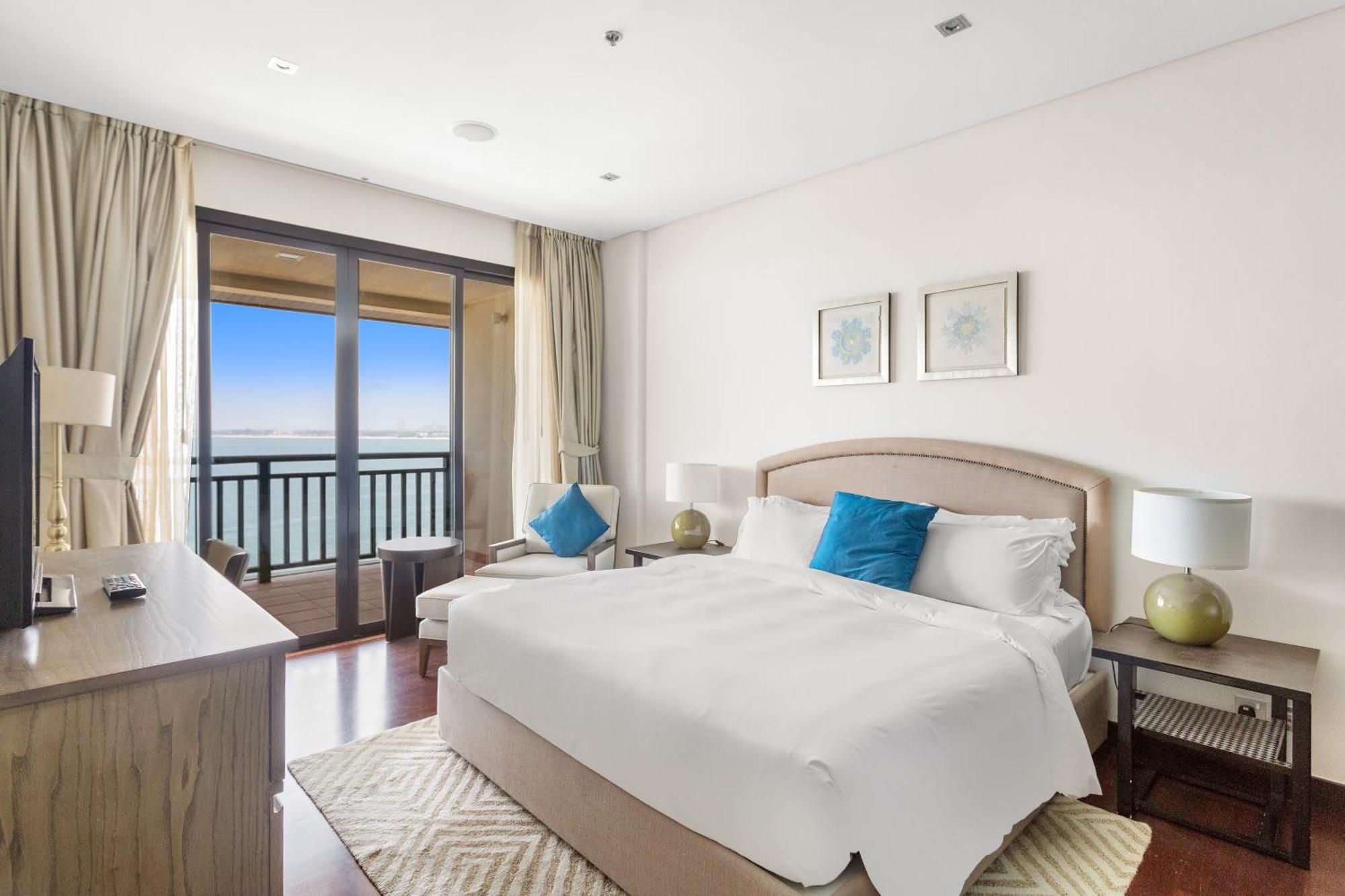 Lux Mina 1 Bhk In Palm Jumeirah With Sea View And Private Beach Apartment *