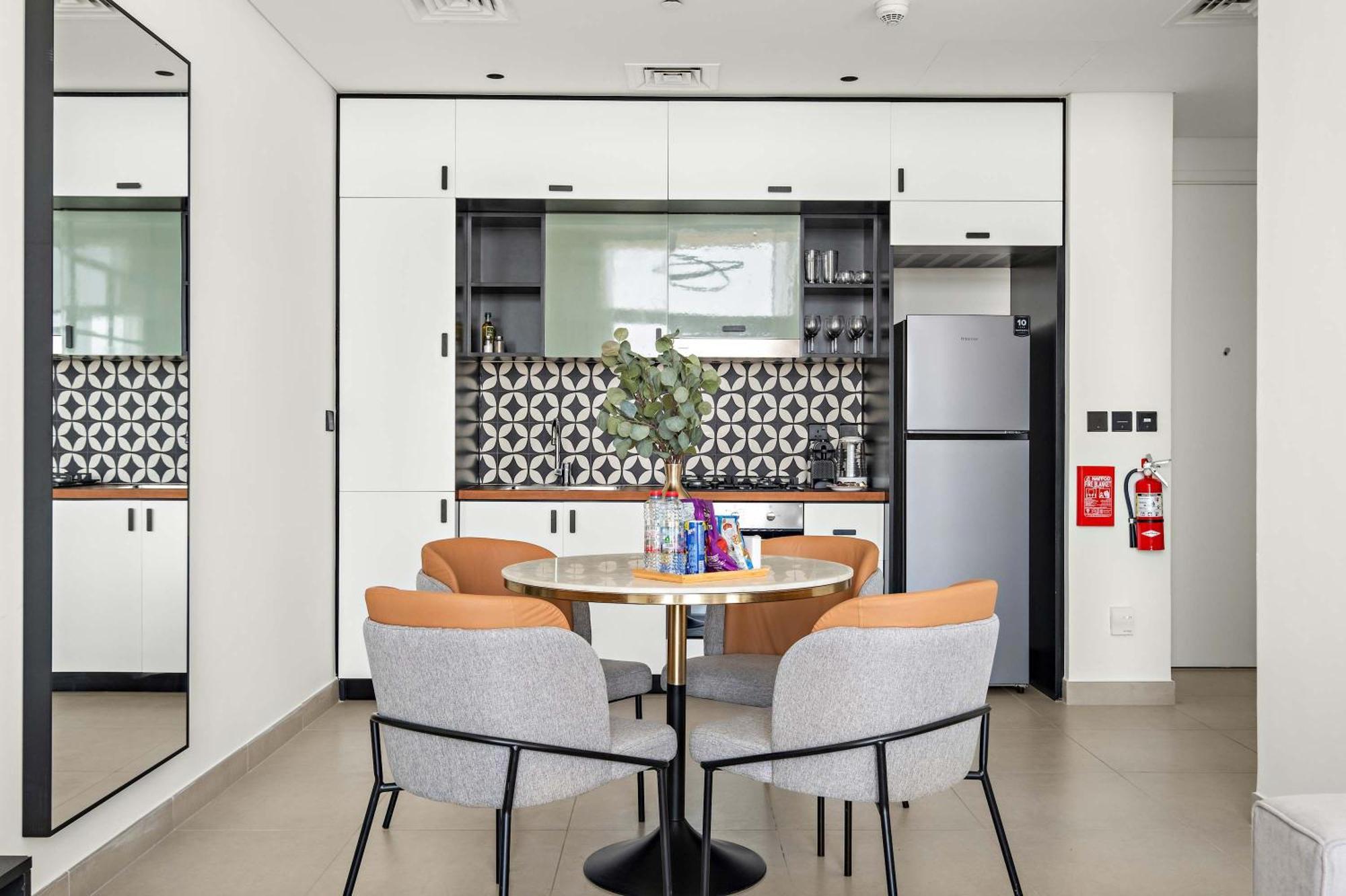 Silkhaus In Collective Tower Luxorious 2bdr Apartment Dubai