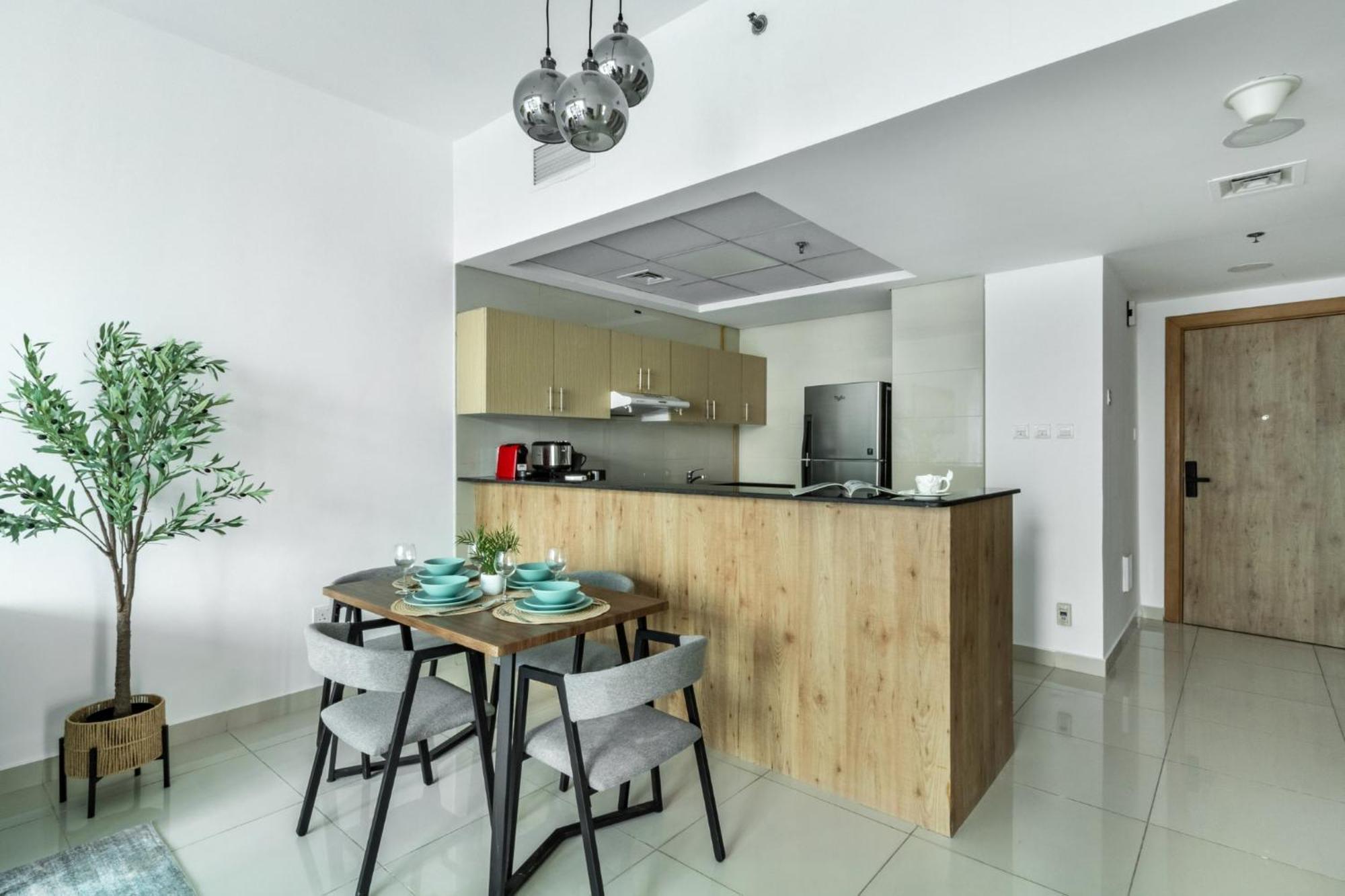 Apartment Shoresinn - Stellar 2br With Charming Marina View