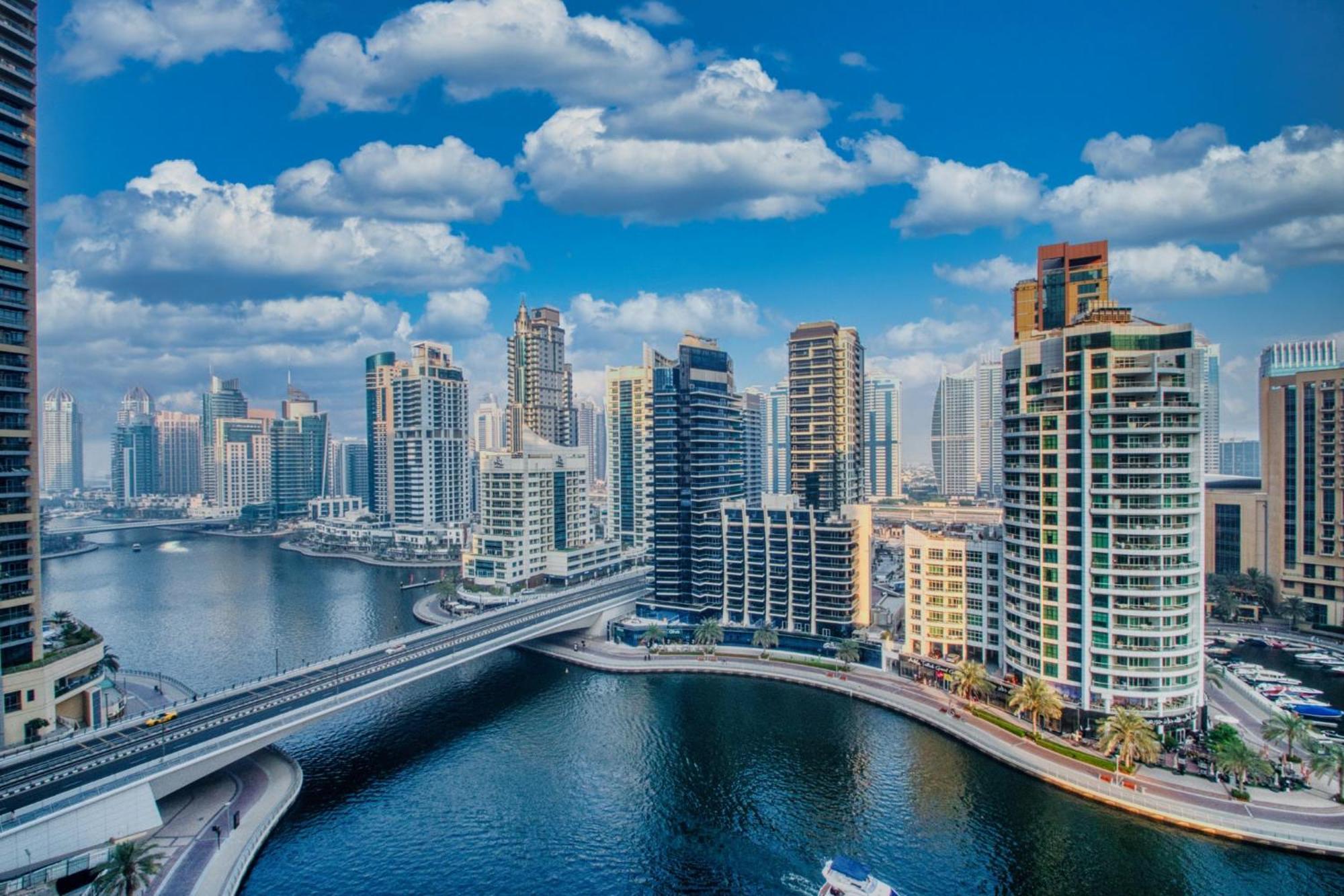 Shoresinn - Stellar 2br With Charming Marina View Apartment Dubai