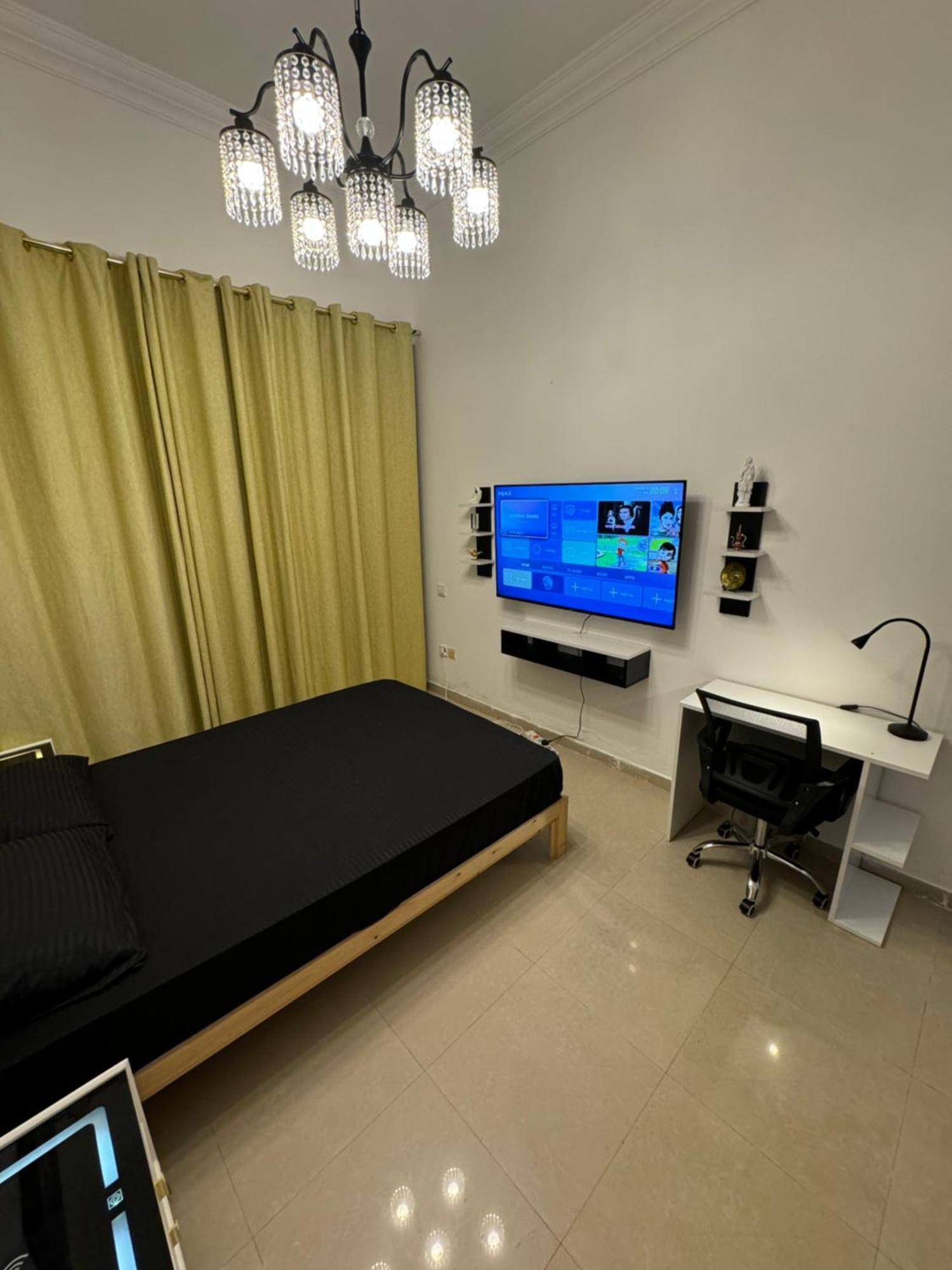 Tidy Master In Marina Near Metro Dubai