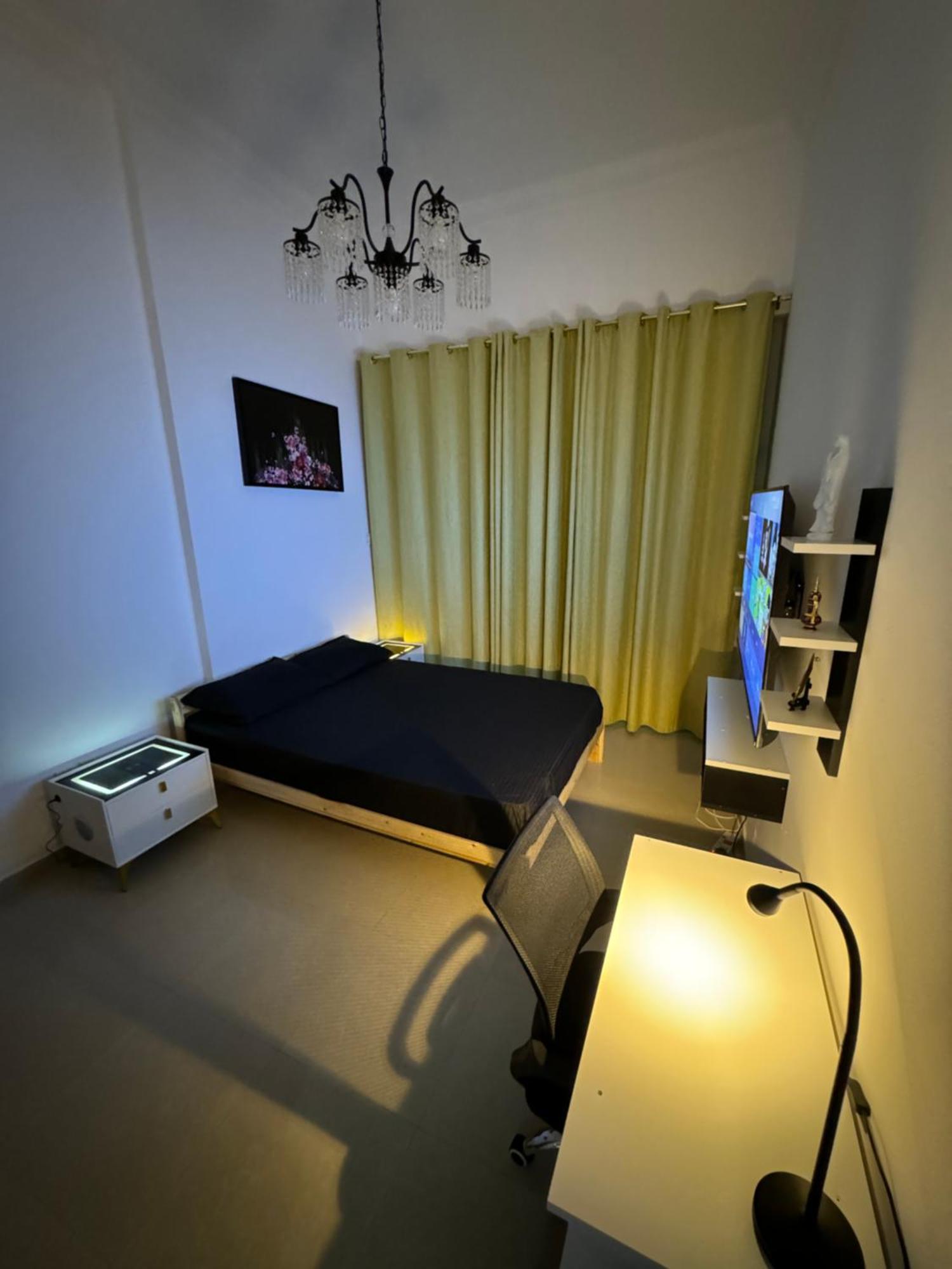 Tidy Master In Marina Near Metro * Dubai