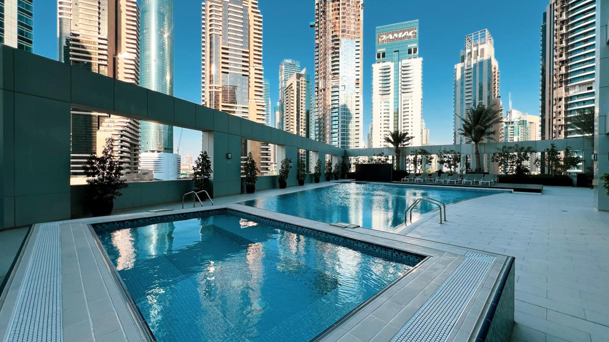 Modern 4br With Balcony And Scenic Marina Views * Dubai