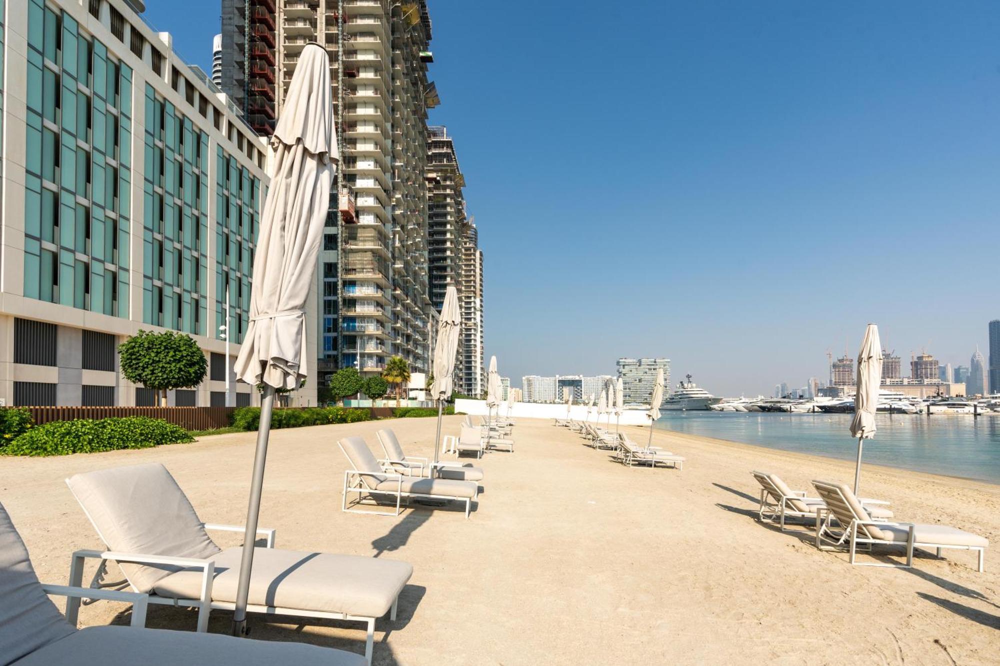 Apartment Marina Vista 2 - Beachfront Stunning - Full Sea Views