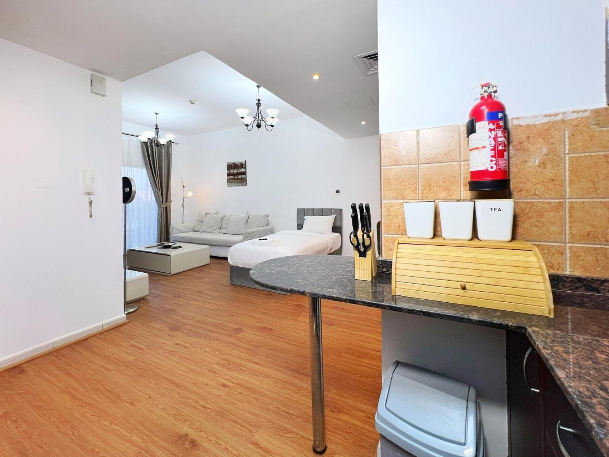 Relaxing 1 Bedroom With All Facilities *