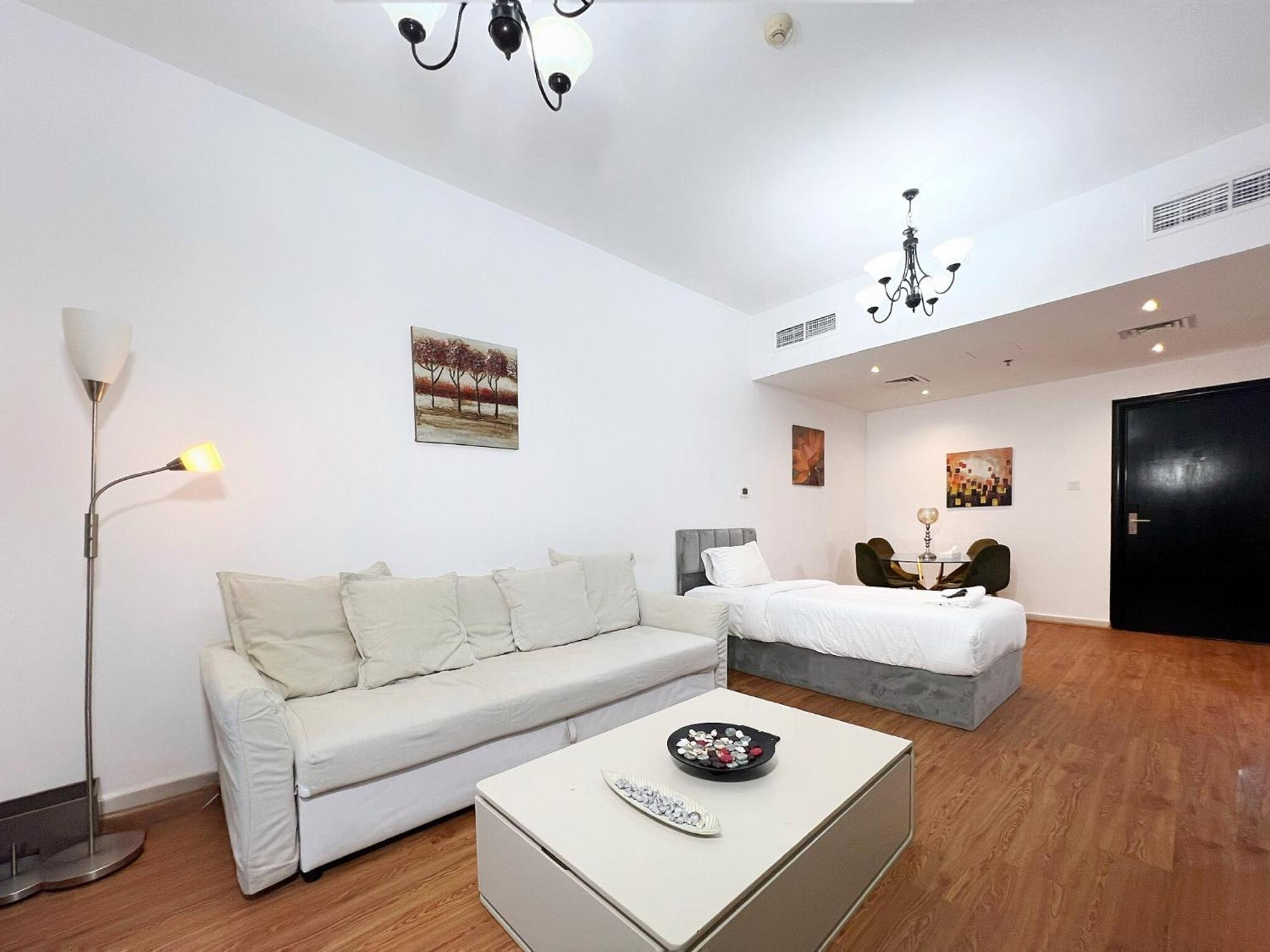 Apartment Relaxing 1 Bedroom With All Facilities Dubai