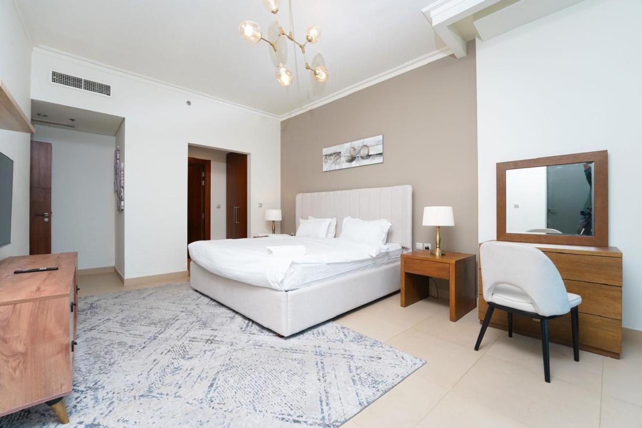 Amakin Burj Vista Tower 1 Apartment Dubai
